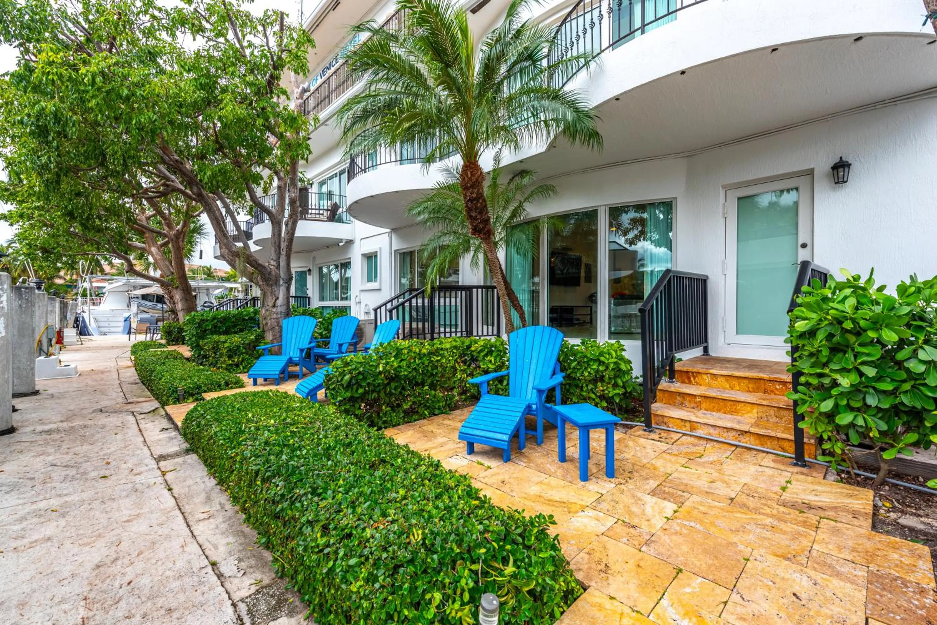 Patio in Isle of Venice Residence and Marina