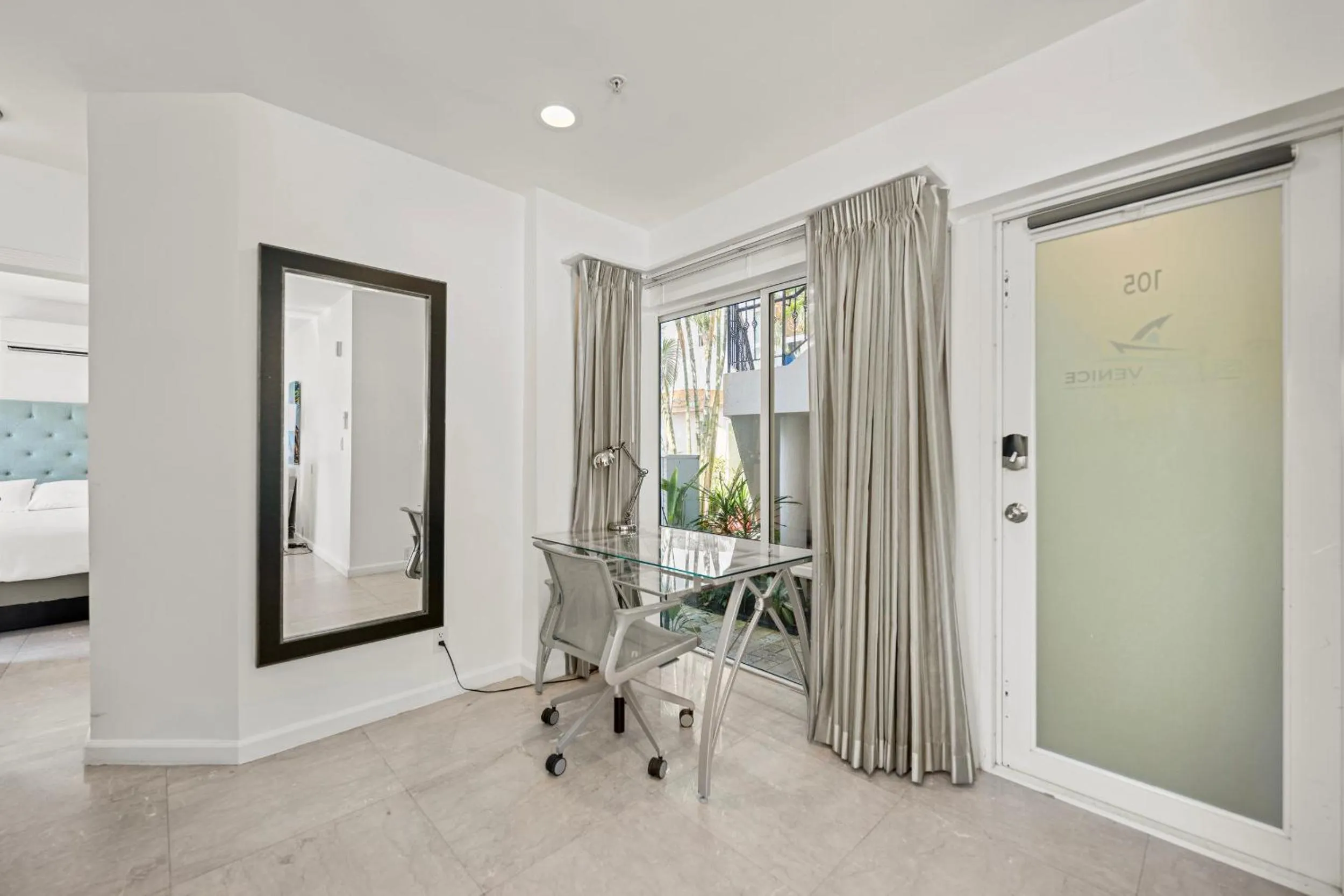Living room in Isle of Venice Residence and Marina