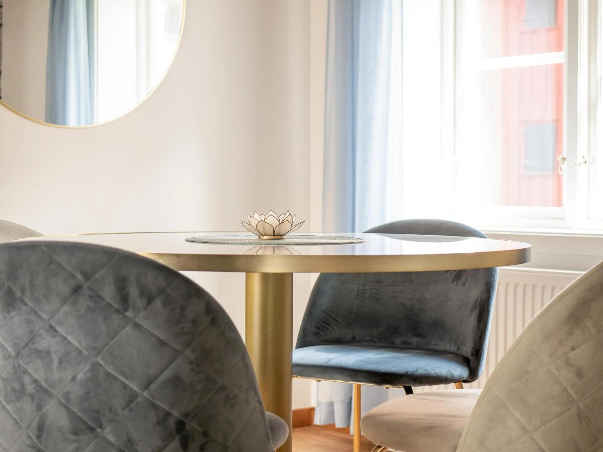 Dining area in Pomona Living