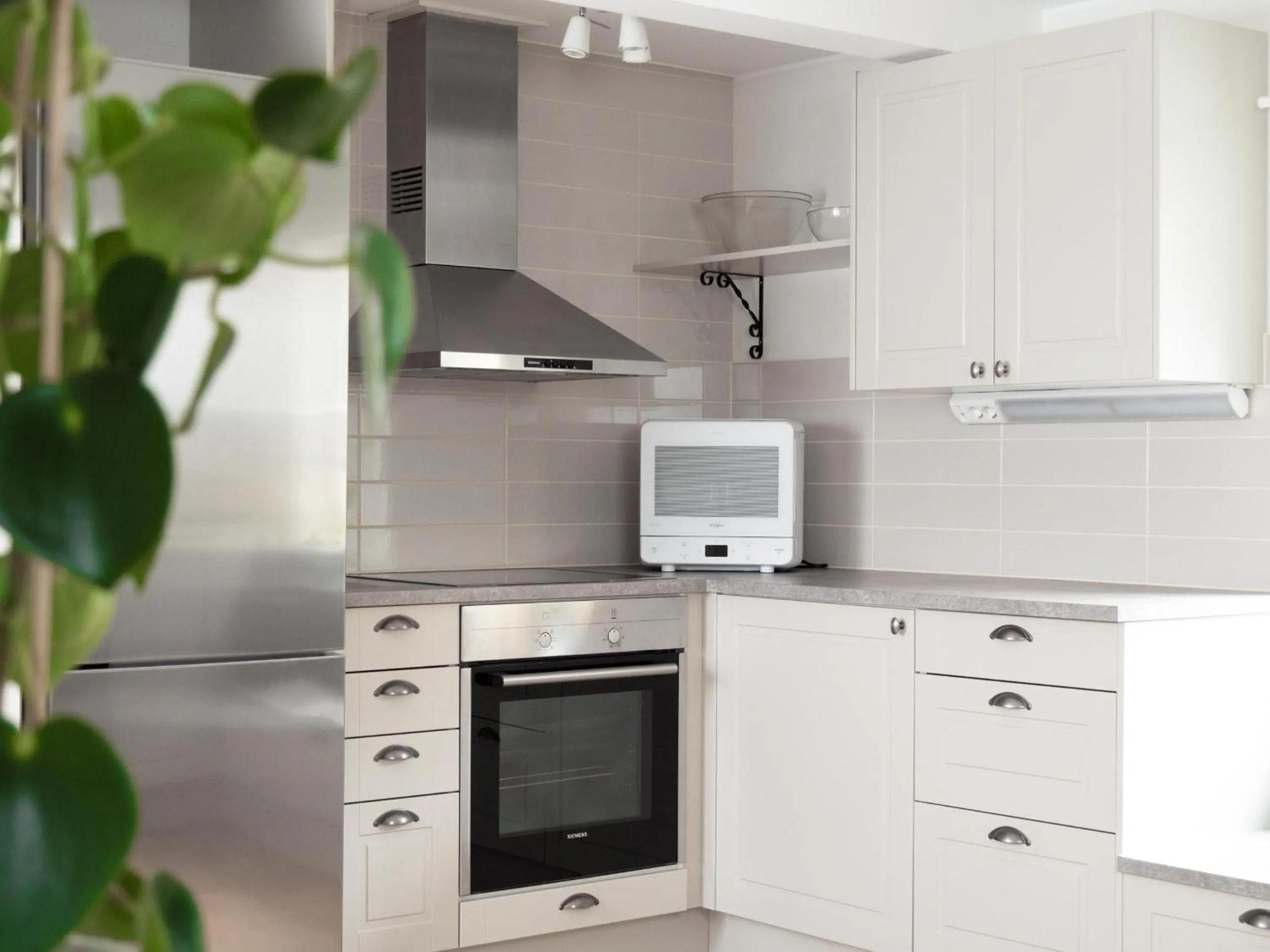 Kitchen or kitchenette in Pomona Living