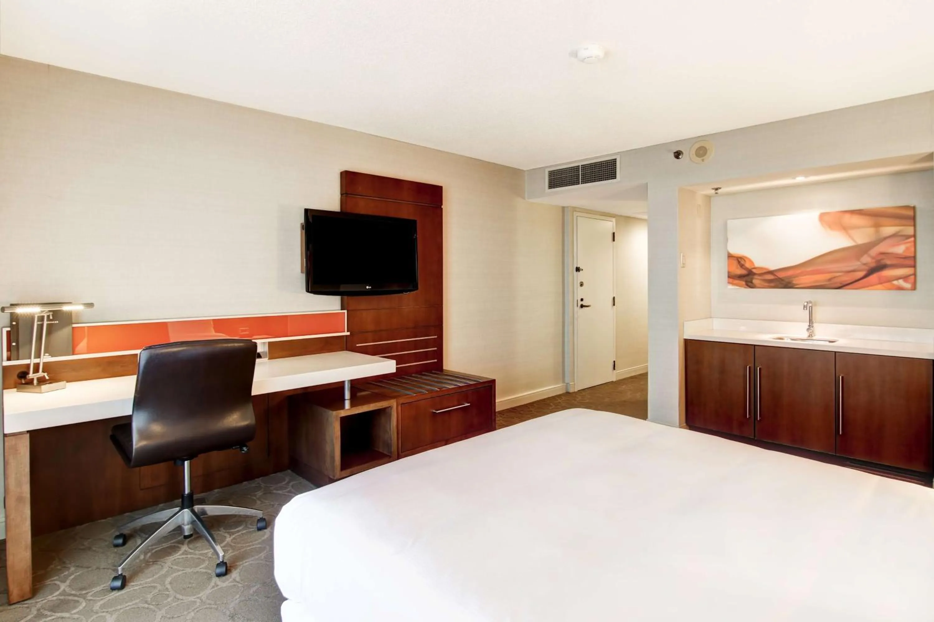 Bedroom, Bed in Hilton Mississauga/Meadowvale