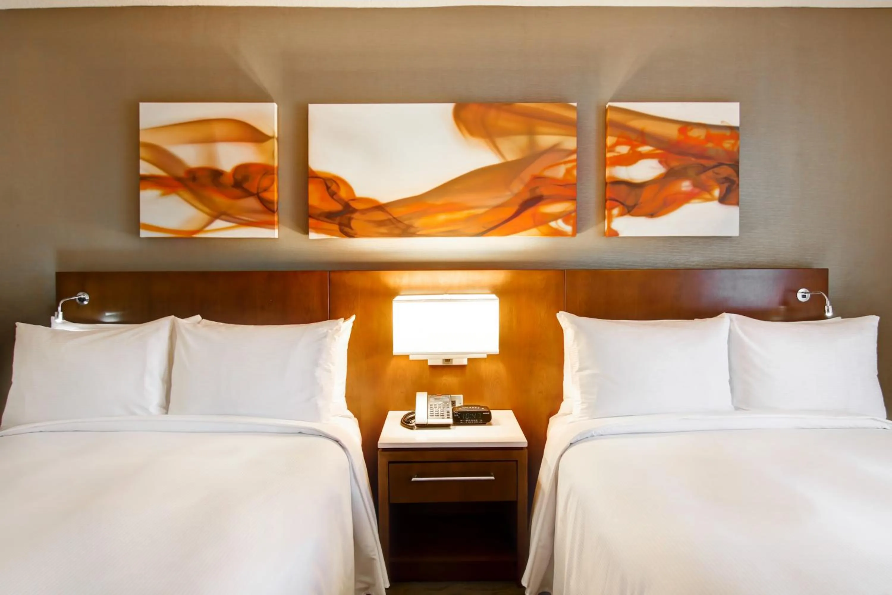 Bedroom, Bed in Hilton Mississauga/Meadowvale