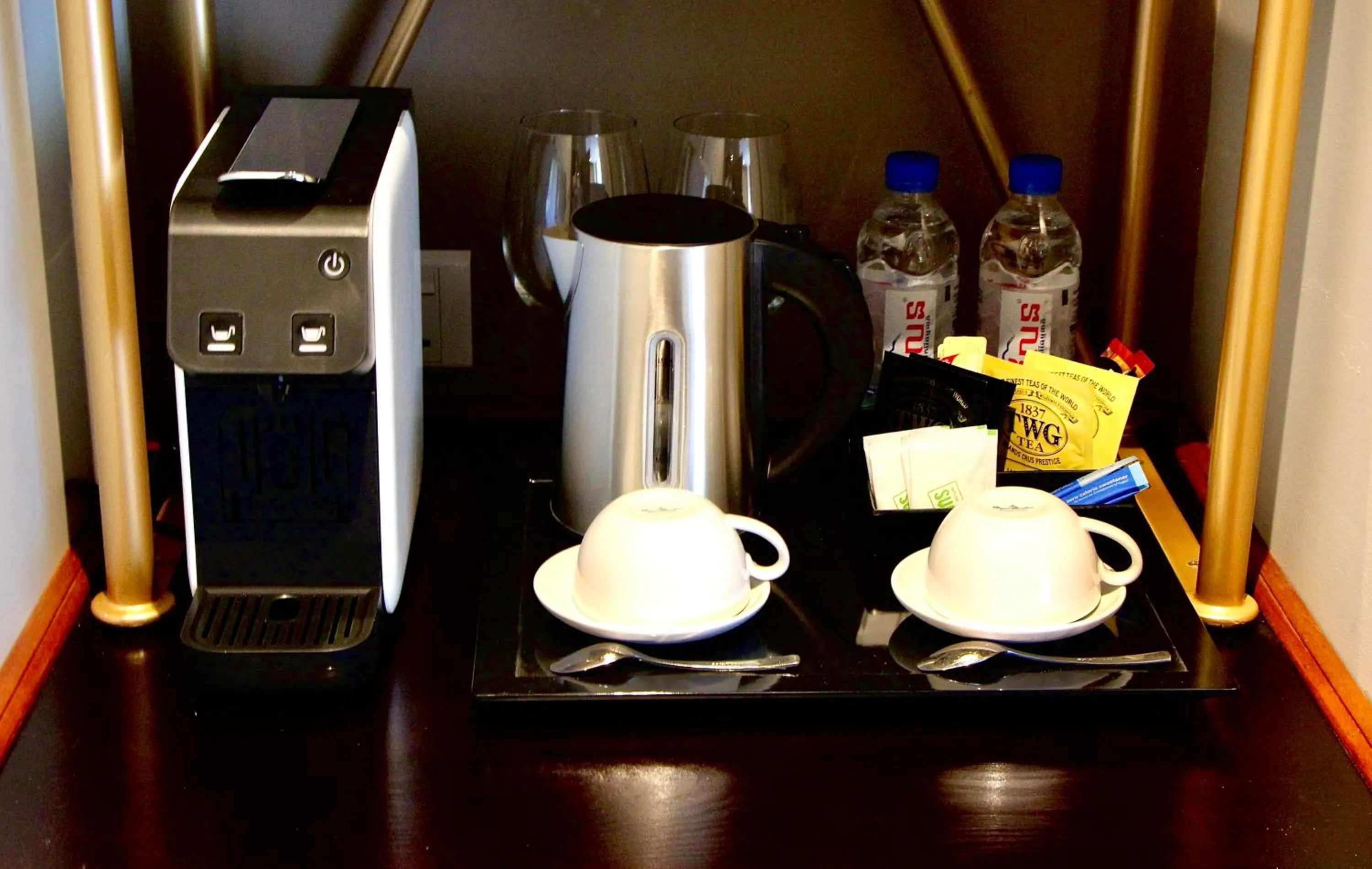 Coffee/tea facilities in Indra Hotel