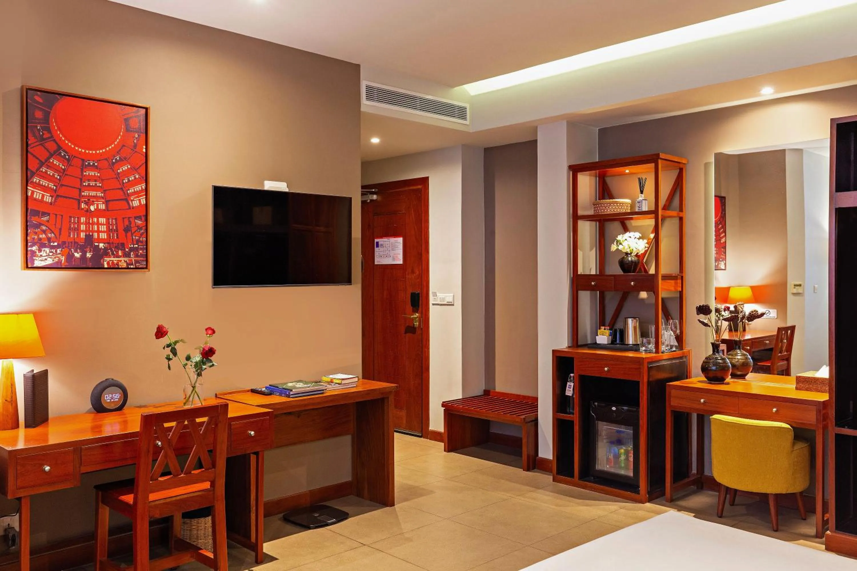 Living room in Indra Hotel