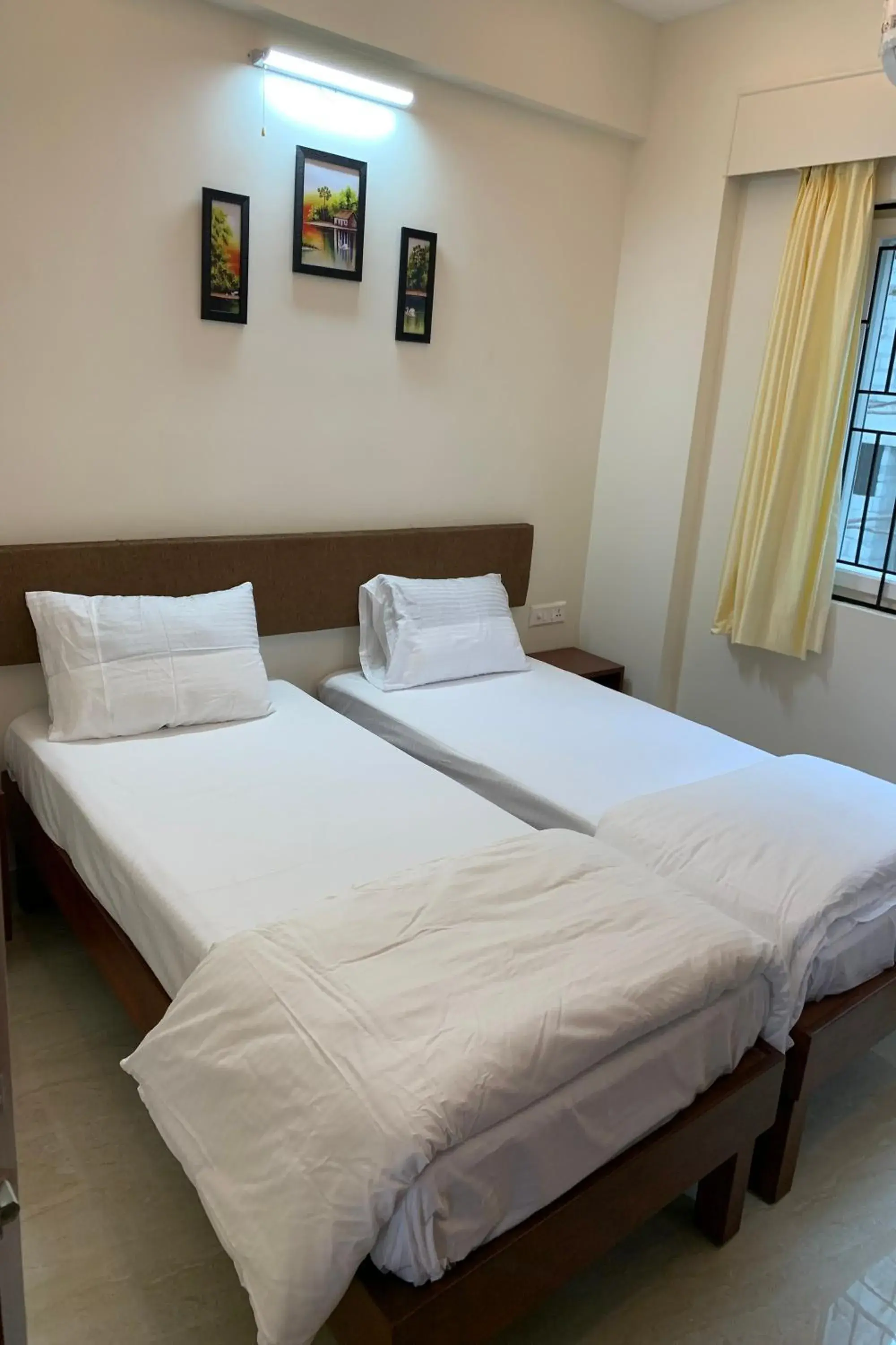 Premium Twin Room - single occupancy in Vennela Hotel Apartments Premium Twin Room - single occupancy in Vennela Hotel Apartments