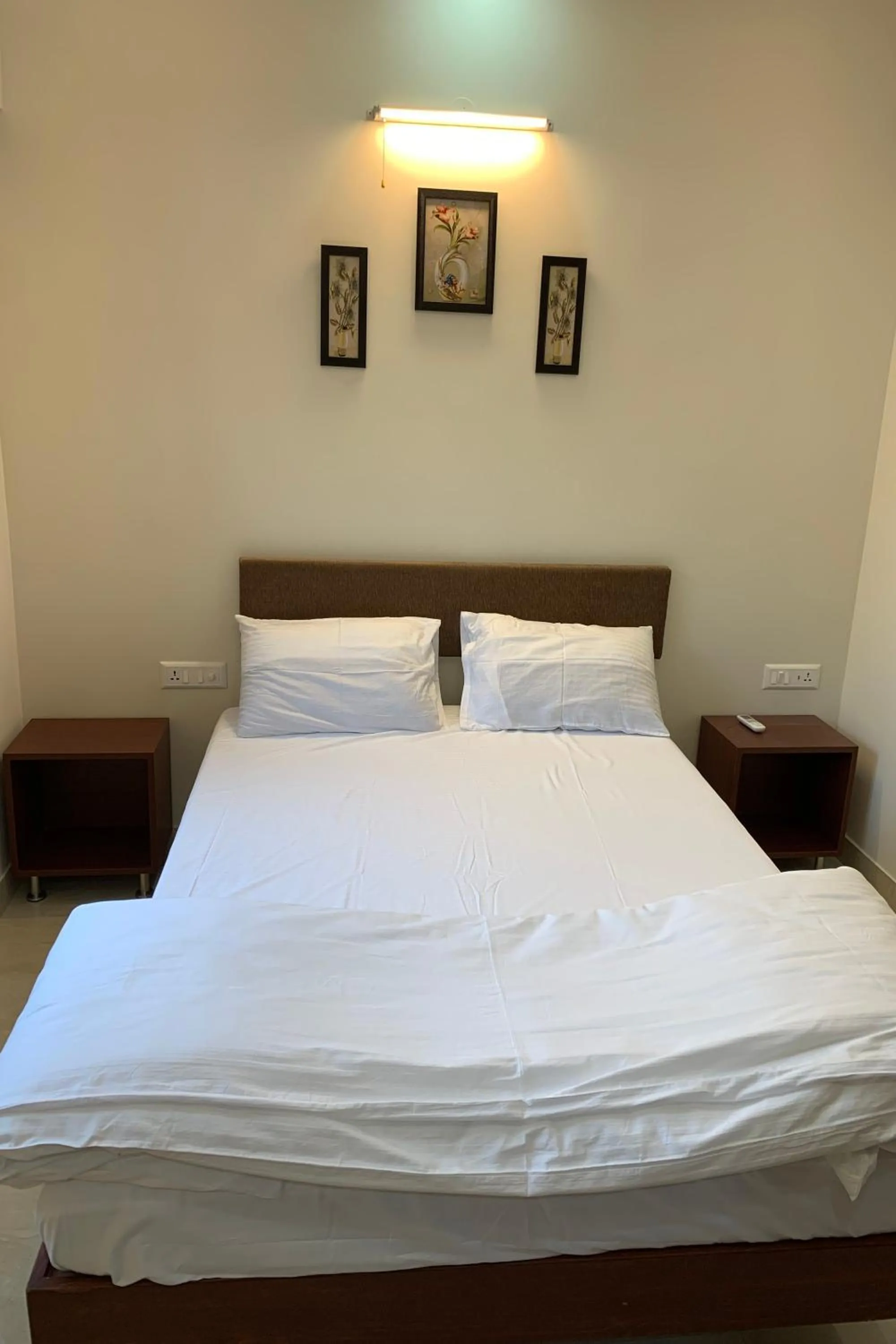 Bedroom, Bed in Vennela Hotel Apartments