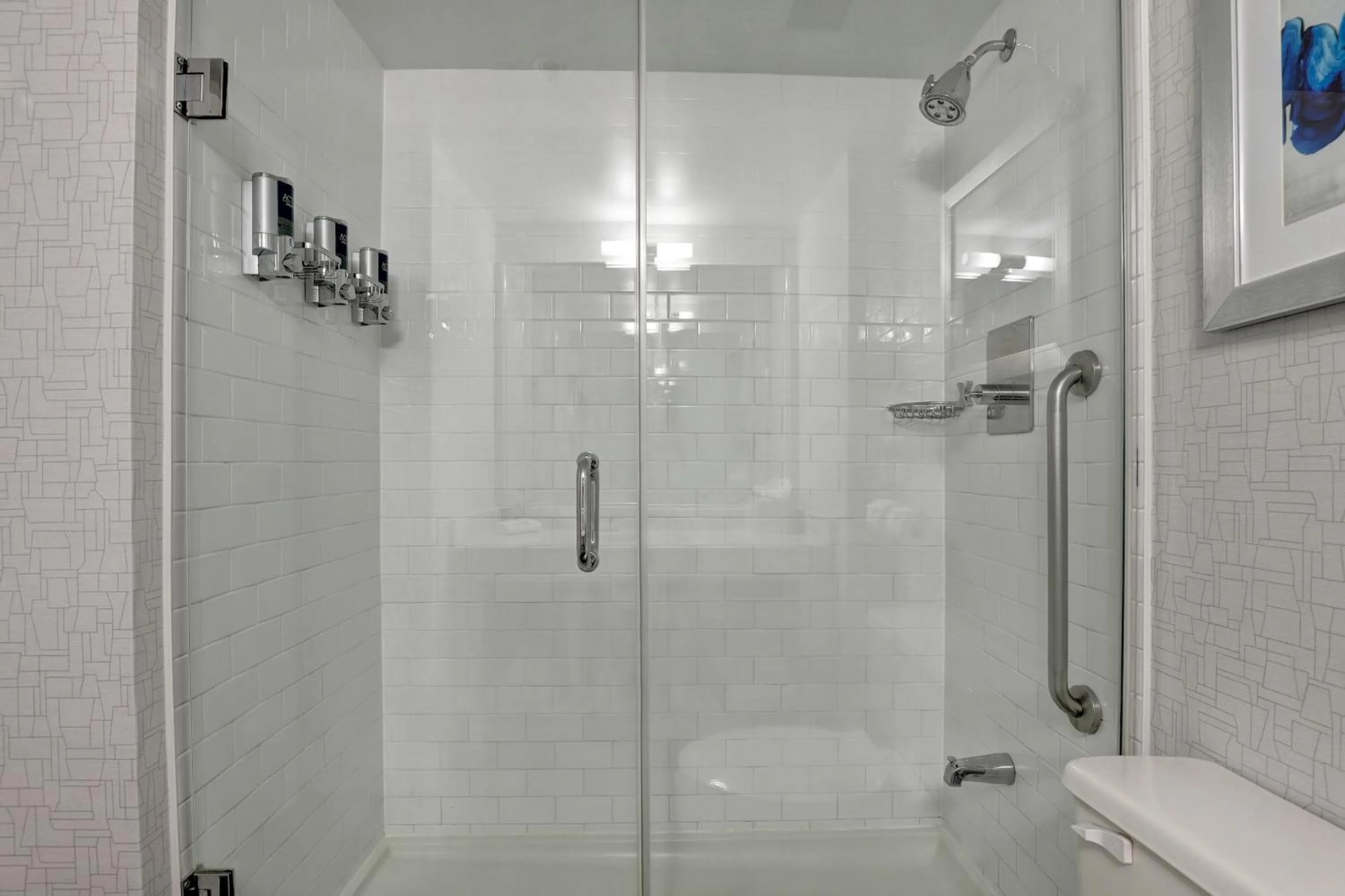 Bathroom in Four Points by Sheraton Toronto Mississauga