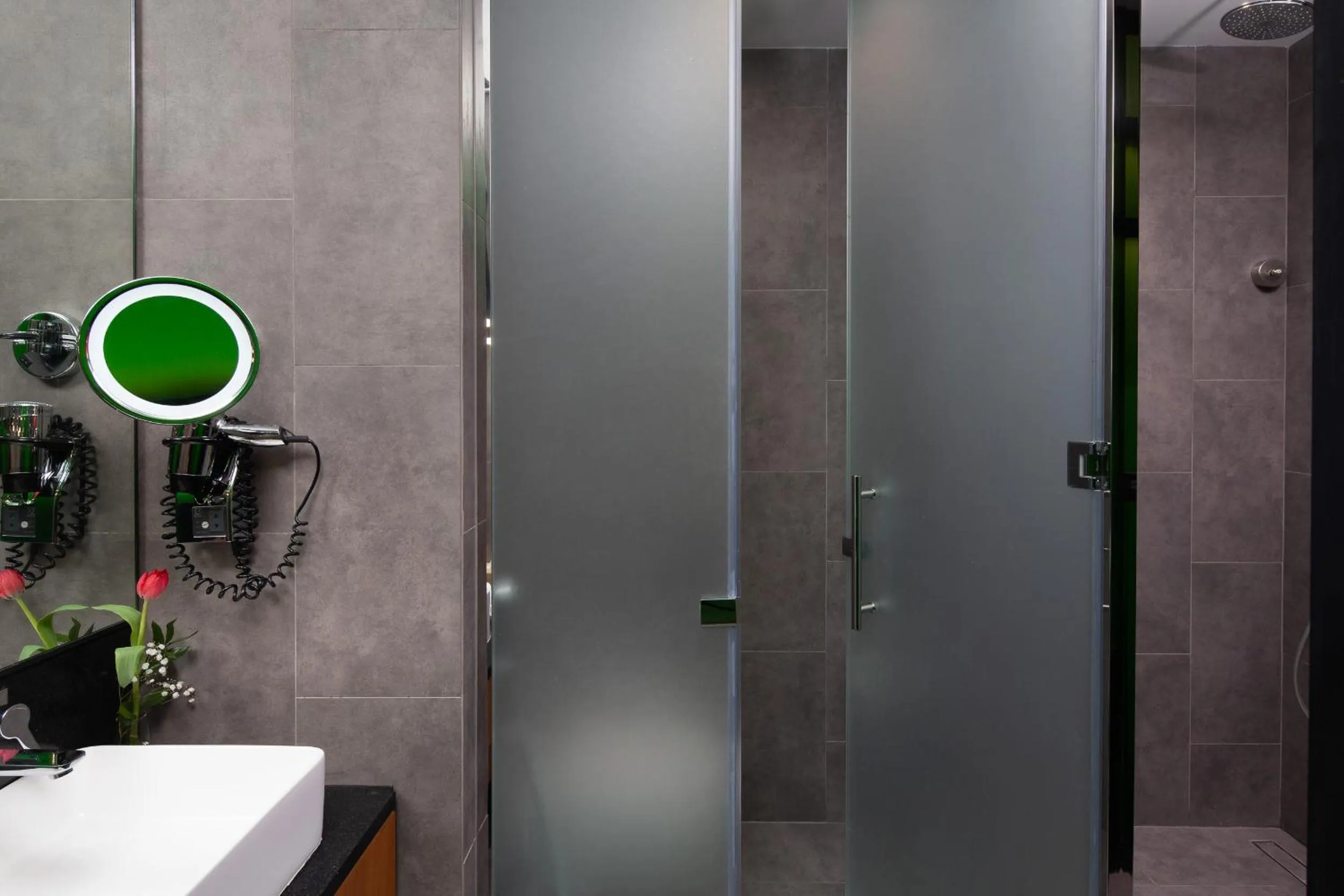 Shower in Al Khoory Sky Garden Hotel