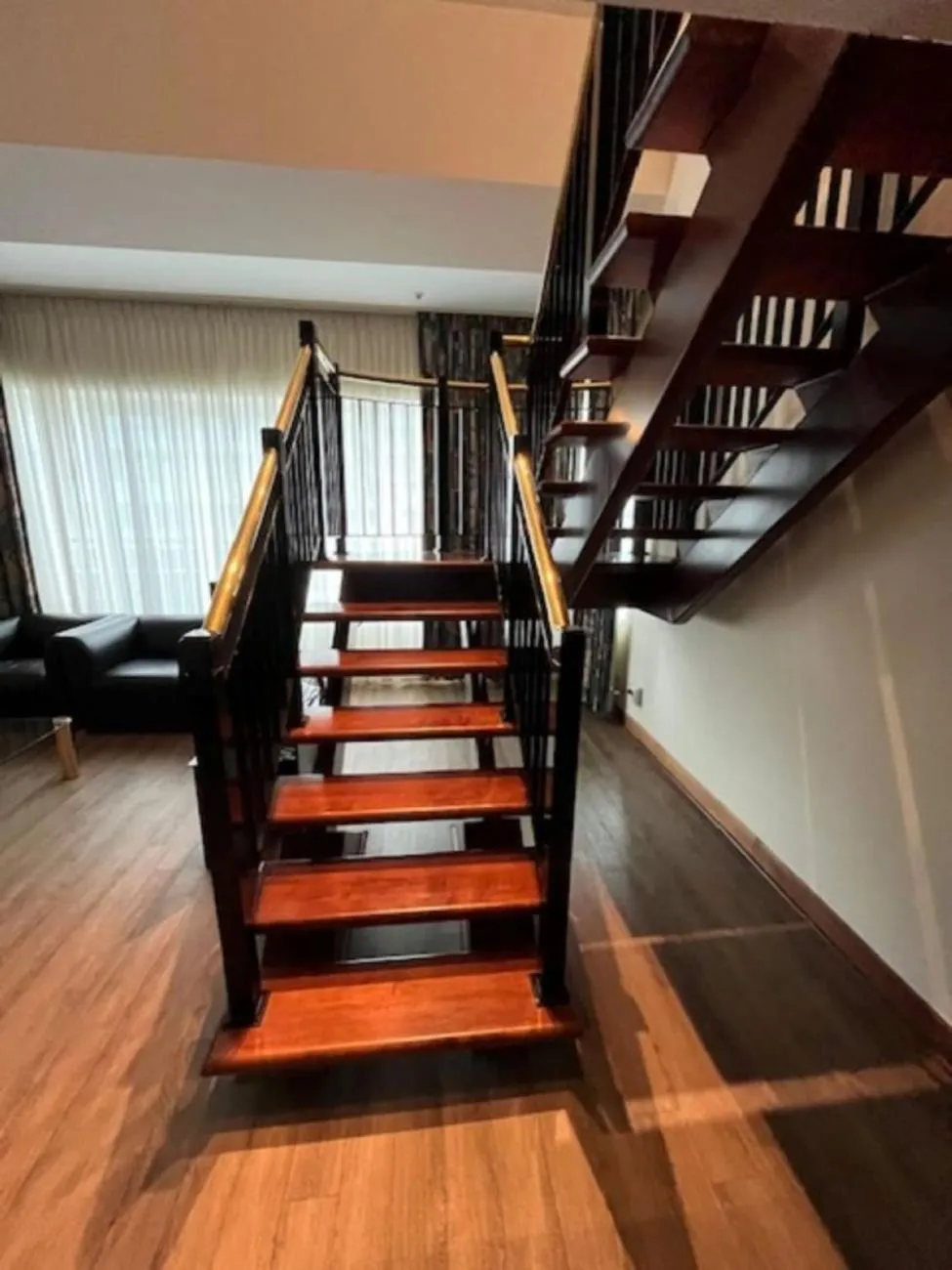 Living room in Cambridge Suites Toronto