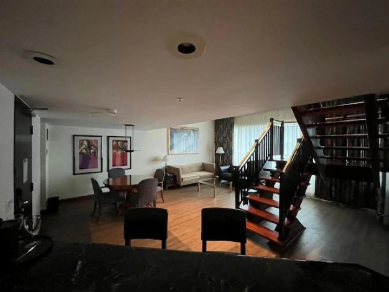 Living room in Cambridge Suites Toronto