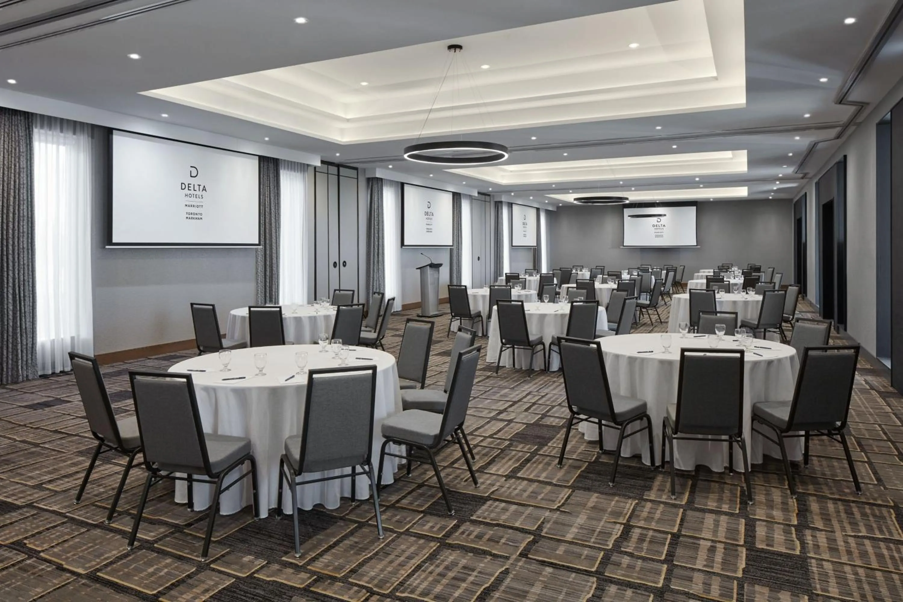 Meeting/conference room in Delta Hotels by Marriott Toronto Markham