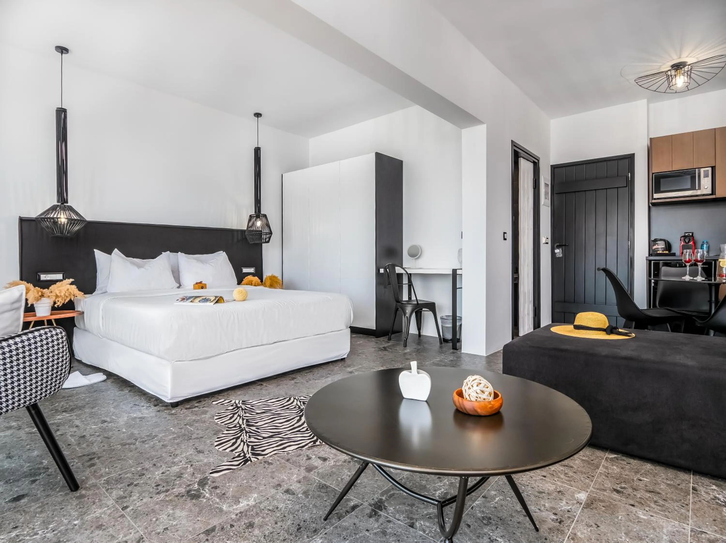 Bed in Kalypso Suites Hotel - Adults Only