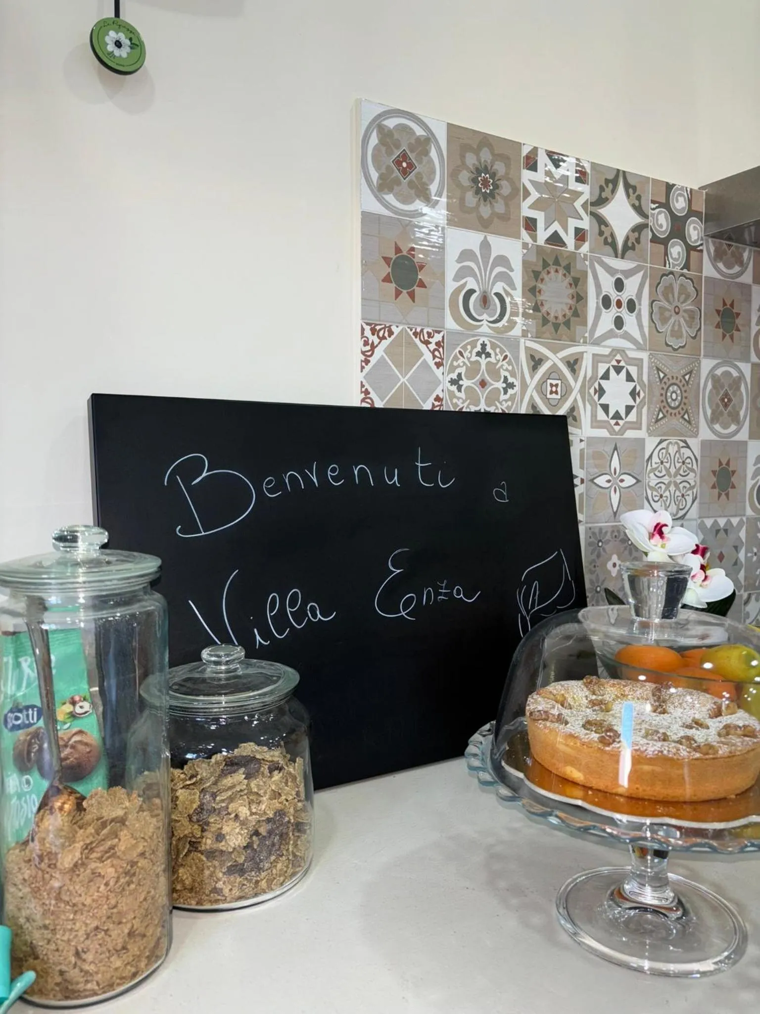 Breakfast in Villa Enza B&B