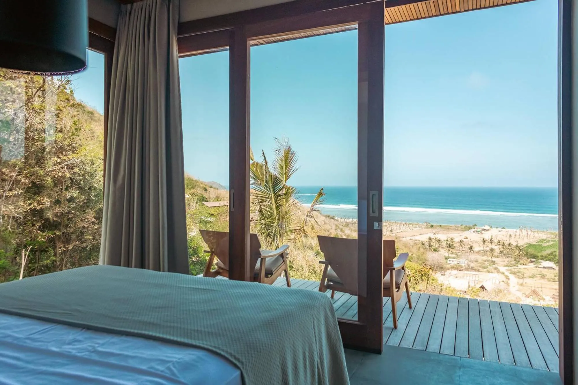Balcony/Terrace, Bed in Tampah Hills