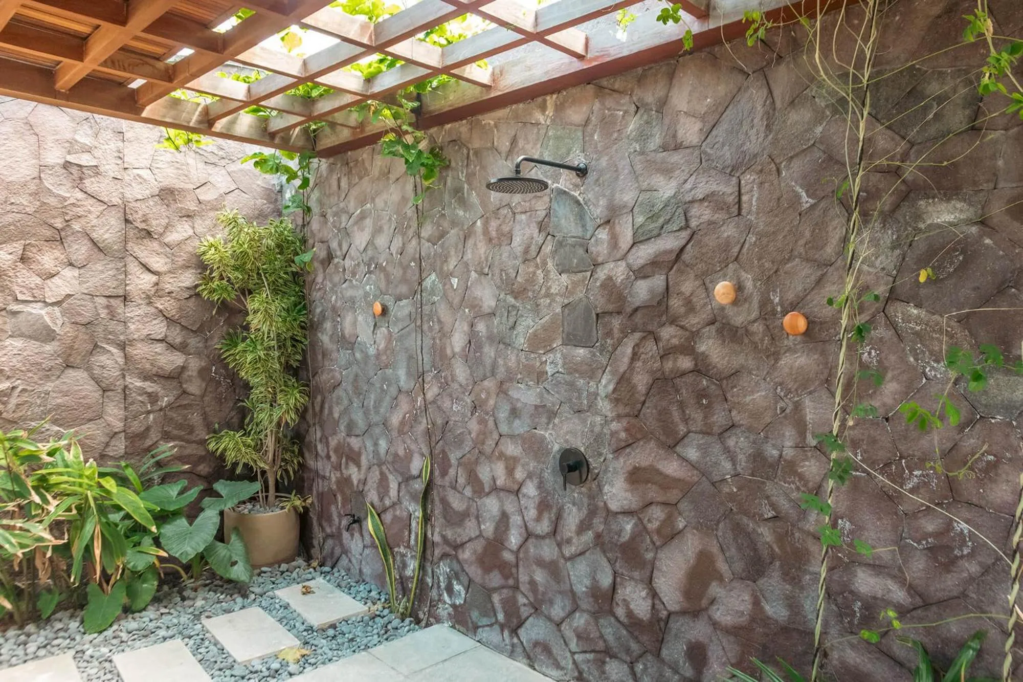 Shower in Tampah Hills