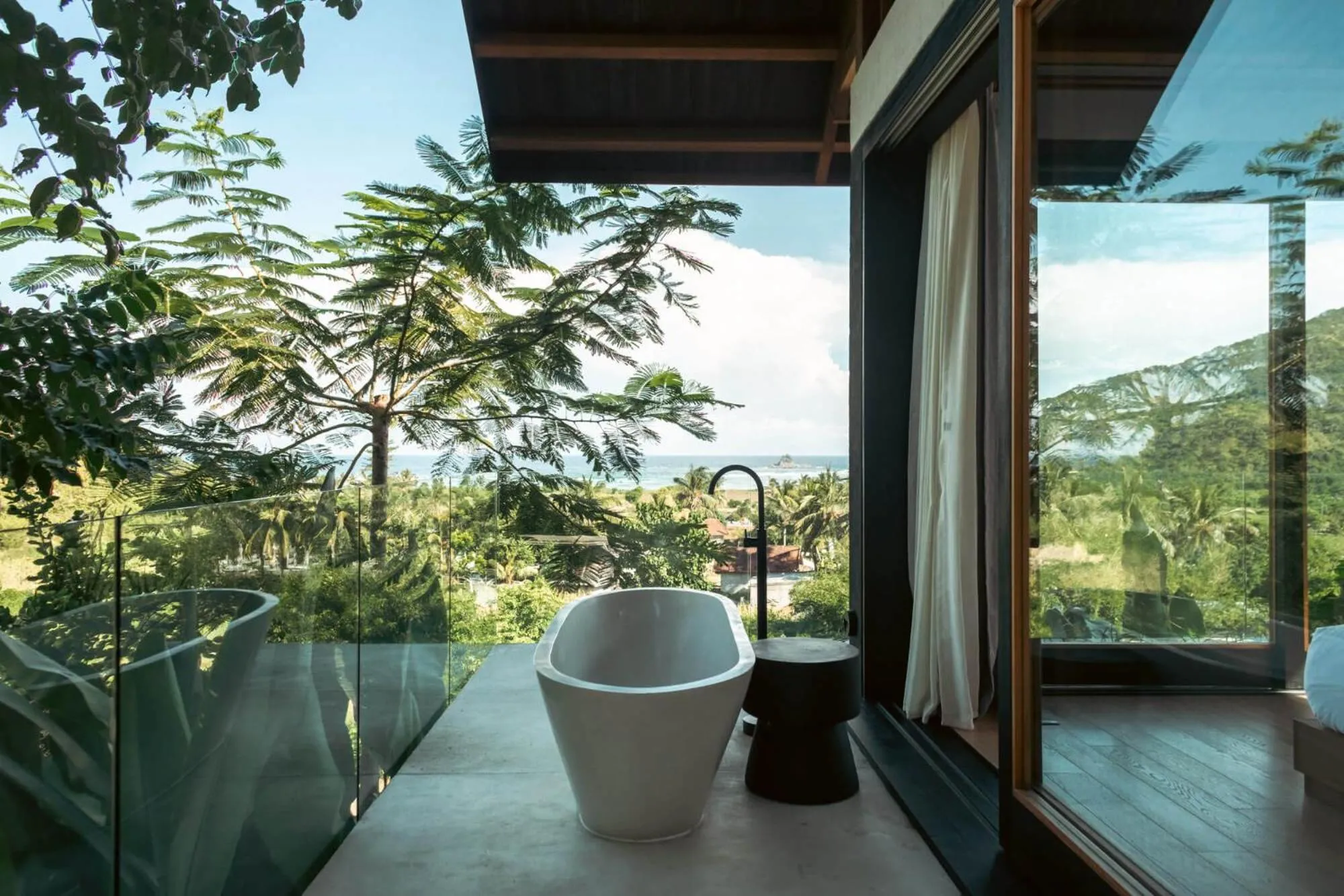 Bath in Tampah Hills