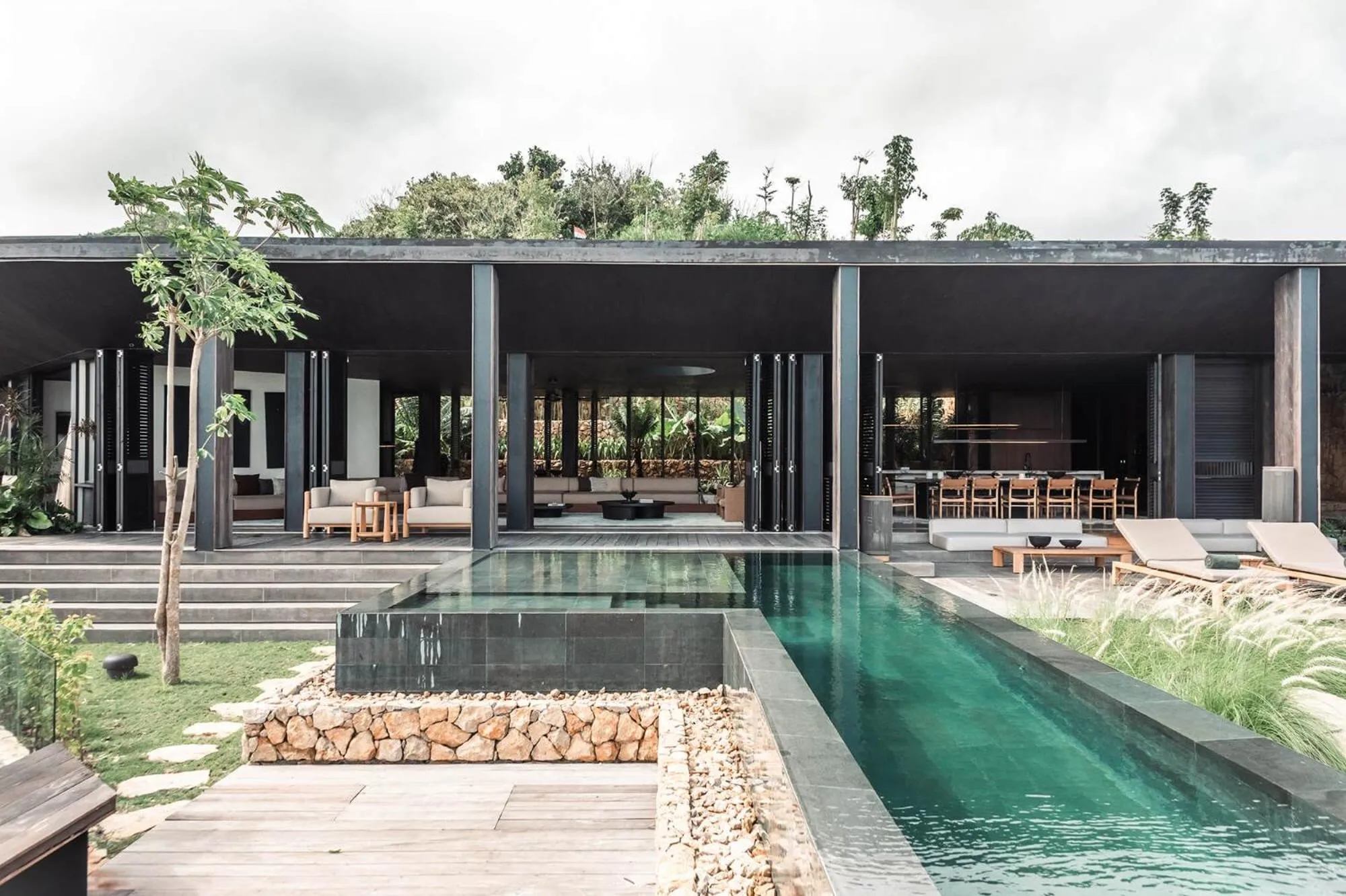 Swimming pool in Tampah Hills