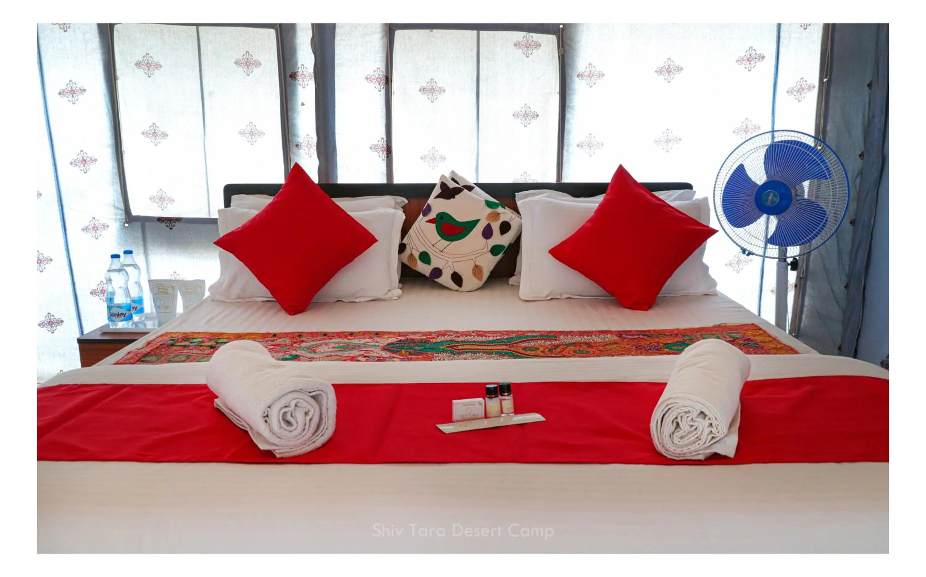 Bedroom, Bed in Shiv Tara Desert Camp