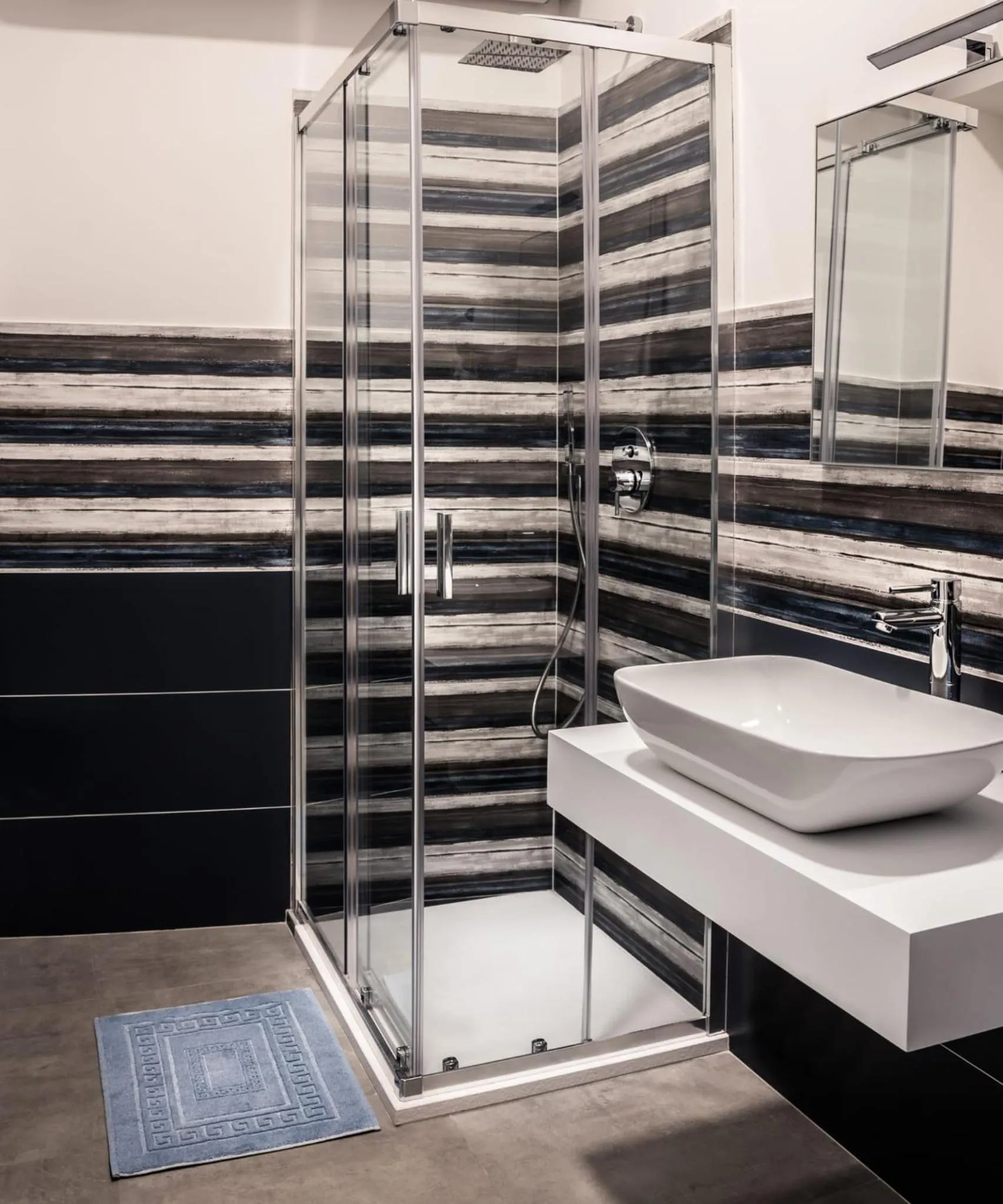 Bathroom in Carducci Bistrot