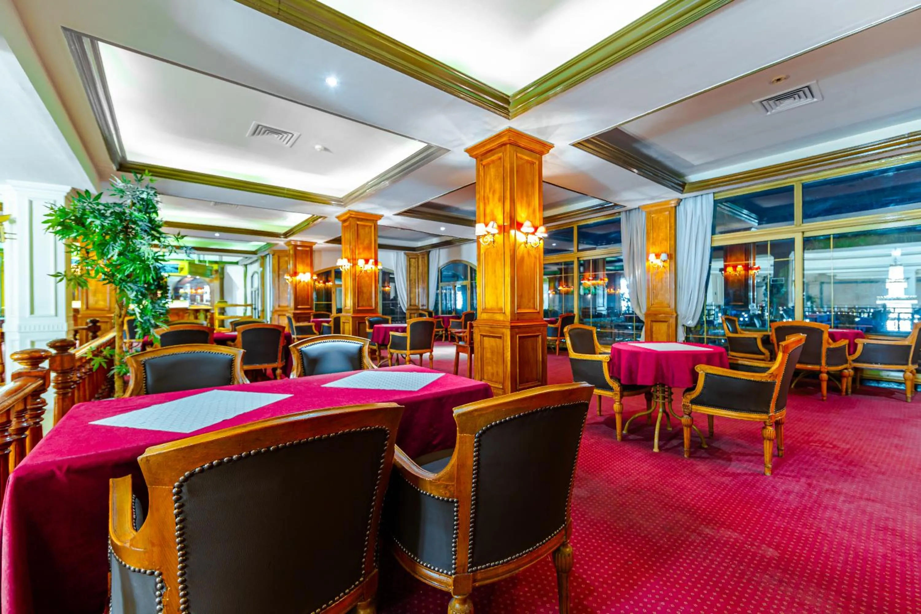 Restaurant/Places to Eat in The Grand Hotel, Hurghada