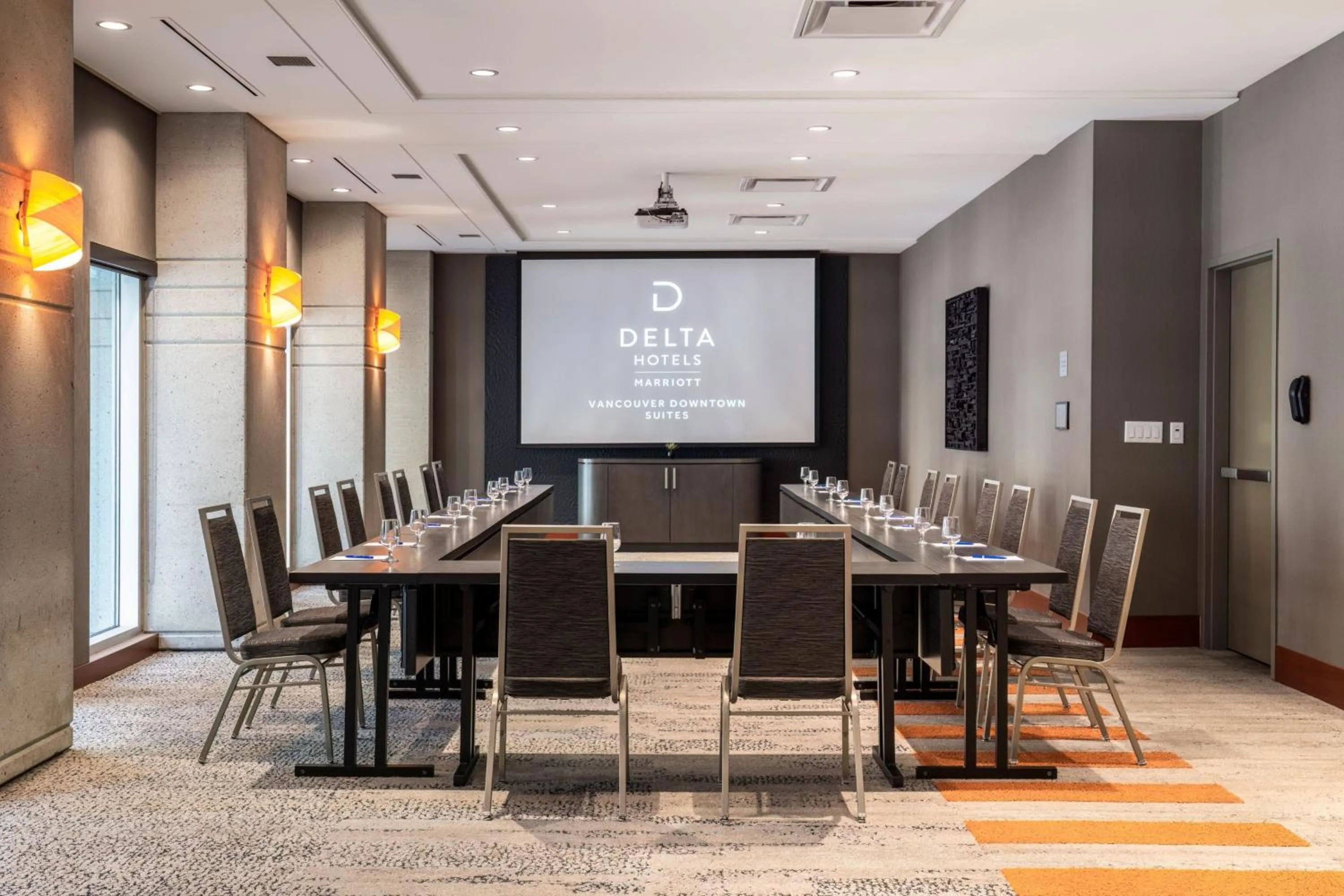 Meeting/conference room in Delta Hotels by Marriott Vancouver Downtown Suites