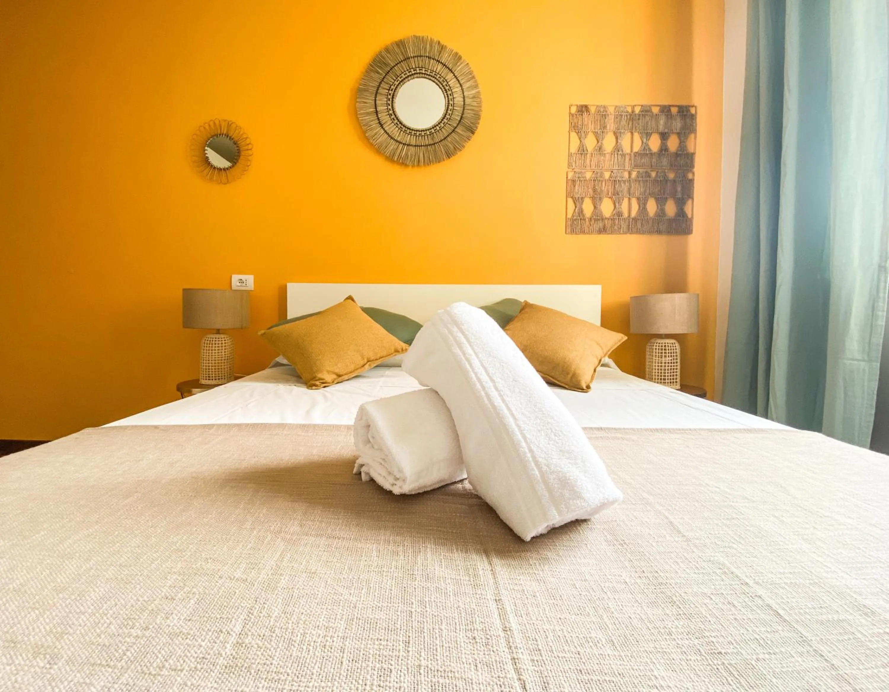 Bed in GIALLOMANGO Apt in Lucca