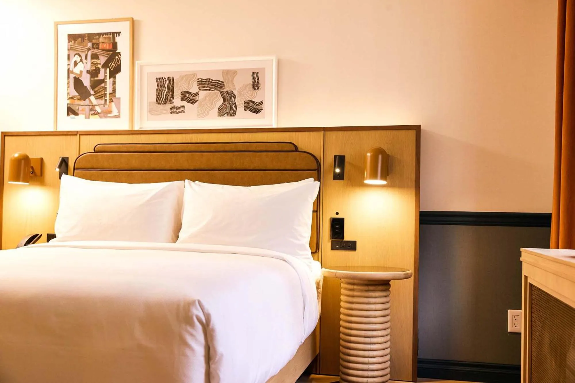 Bedroom, Bed in Union Hotel