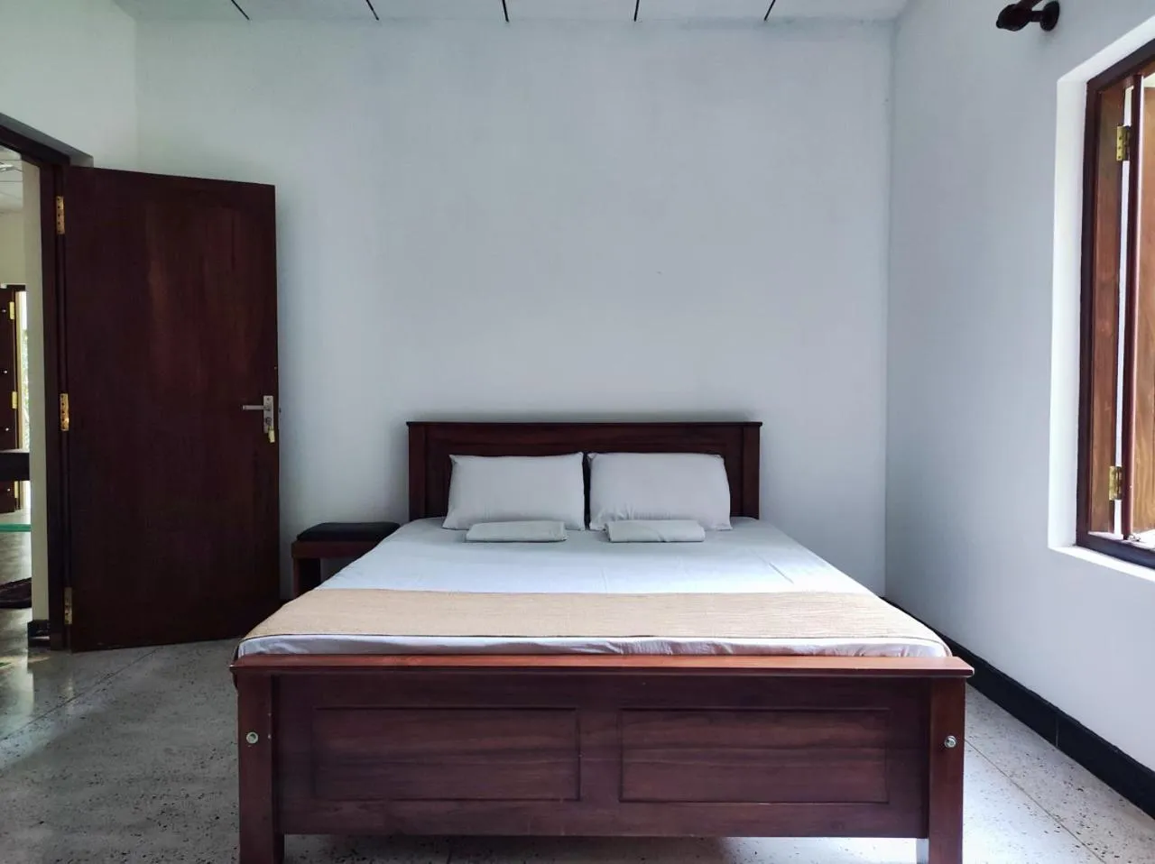 Photo of the whole room, Bed in Schatzi's Hideaway