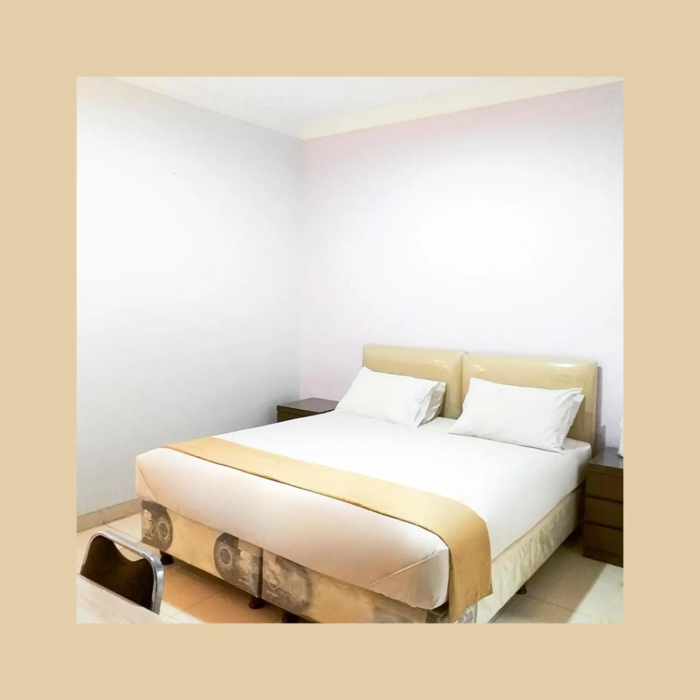Bed in BLESSING RESIDENCE HOTEL