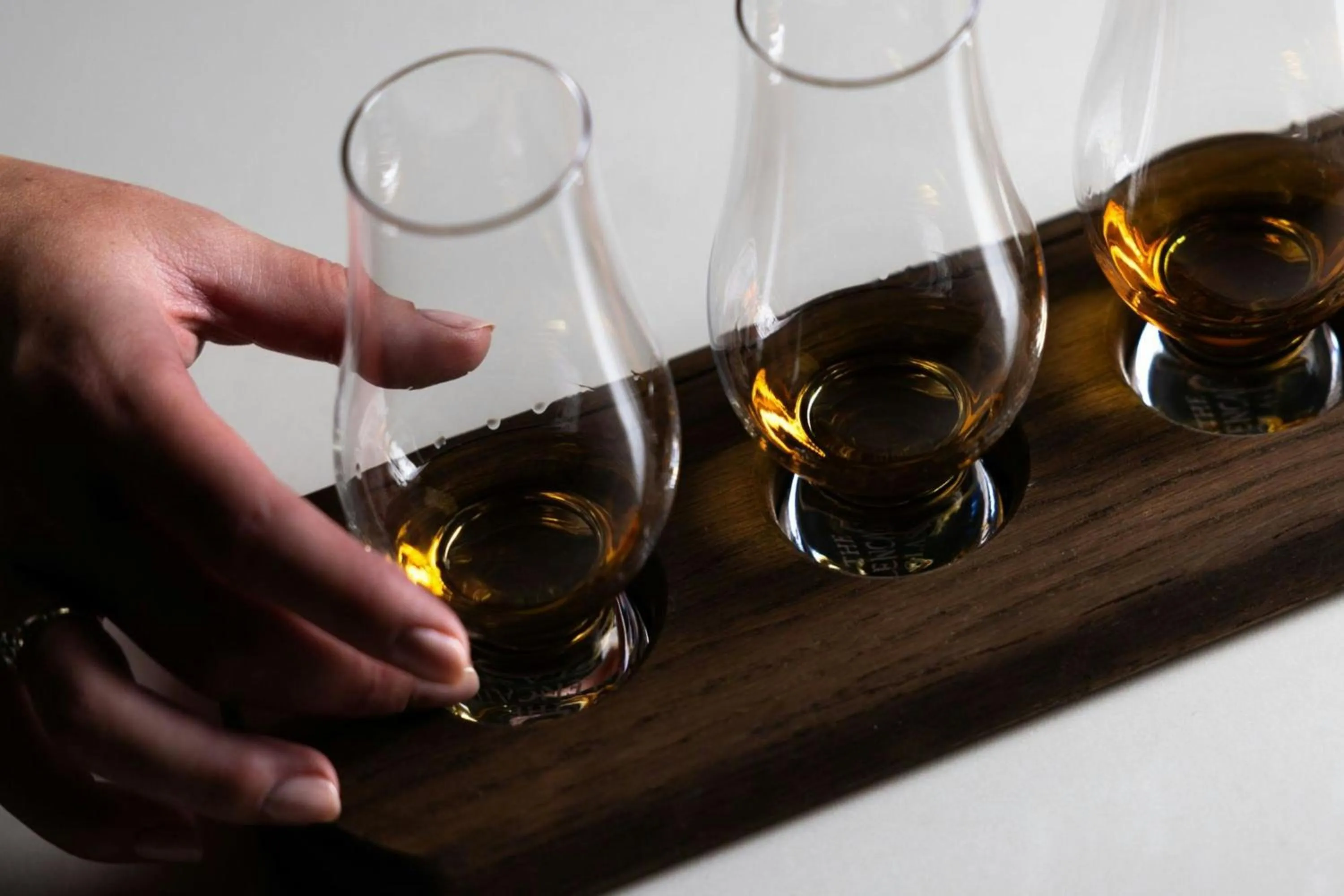 Lounge or bar in Delta Hotels by Marriott Victoria Ocean Pointe Resort