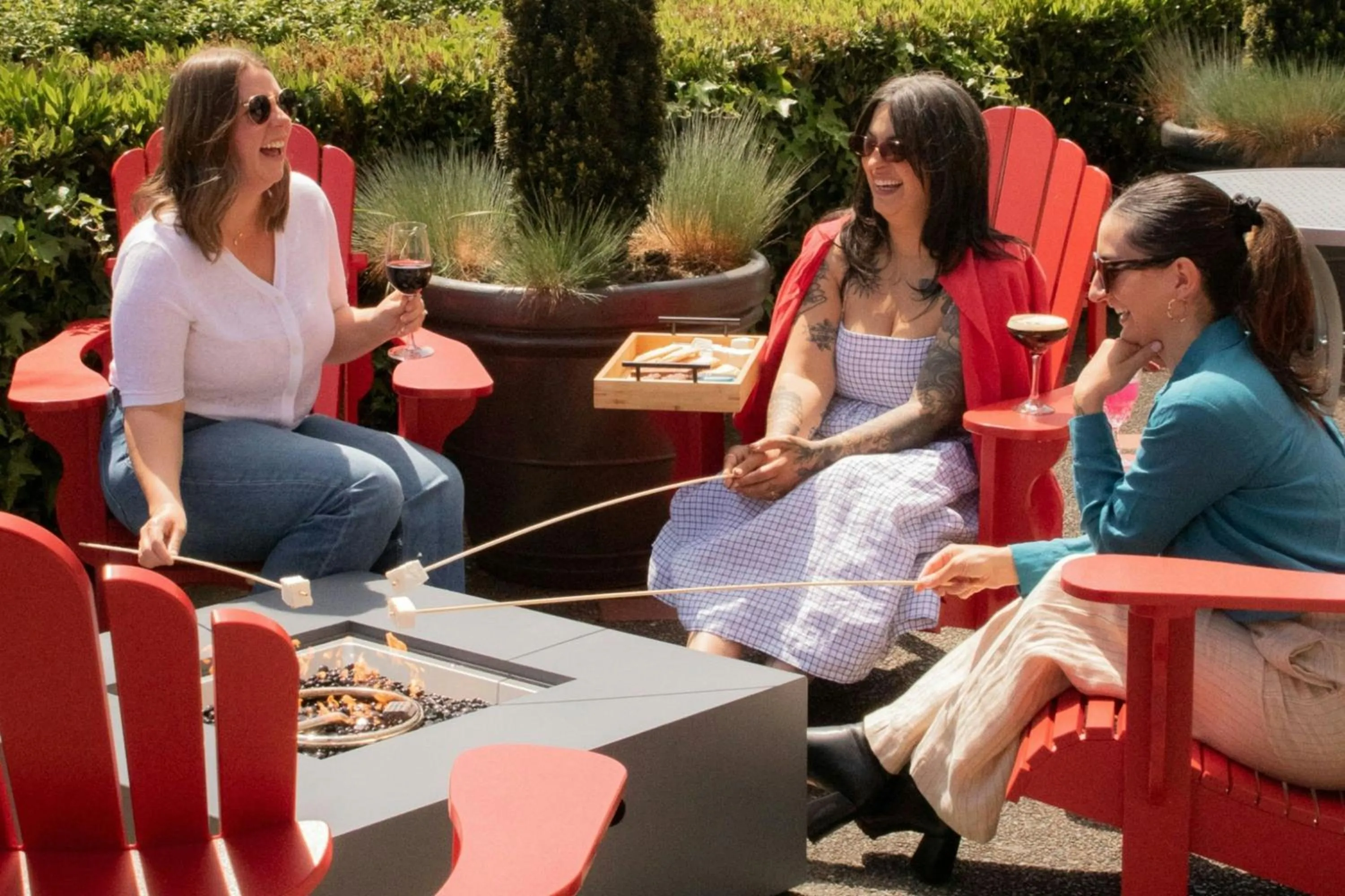 Swimming pool in Delta Hotels by Marriott Victoria Ocean Pointe Resort