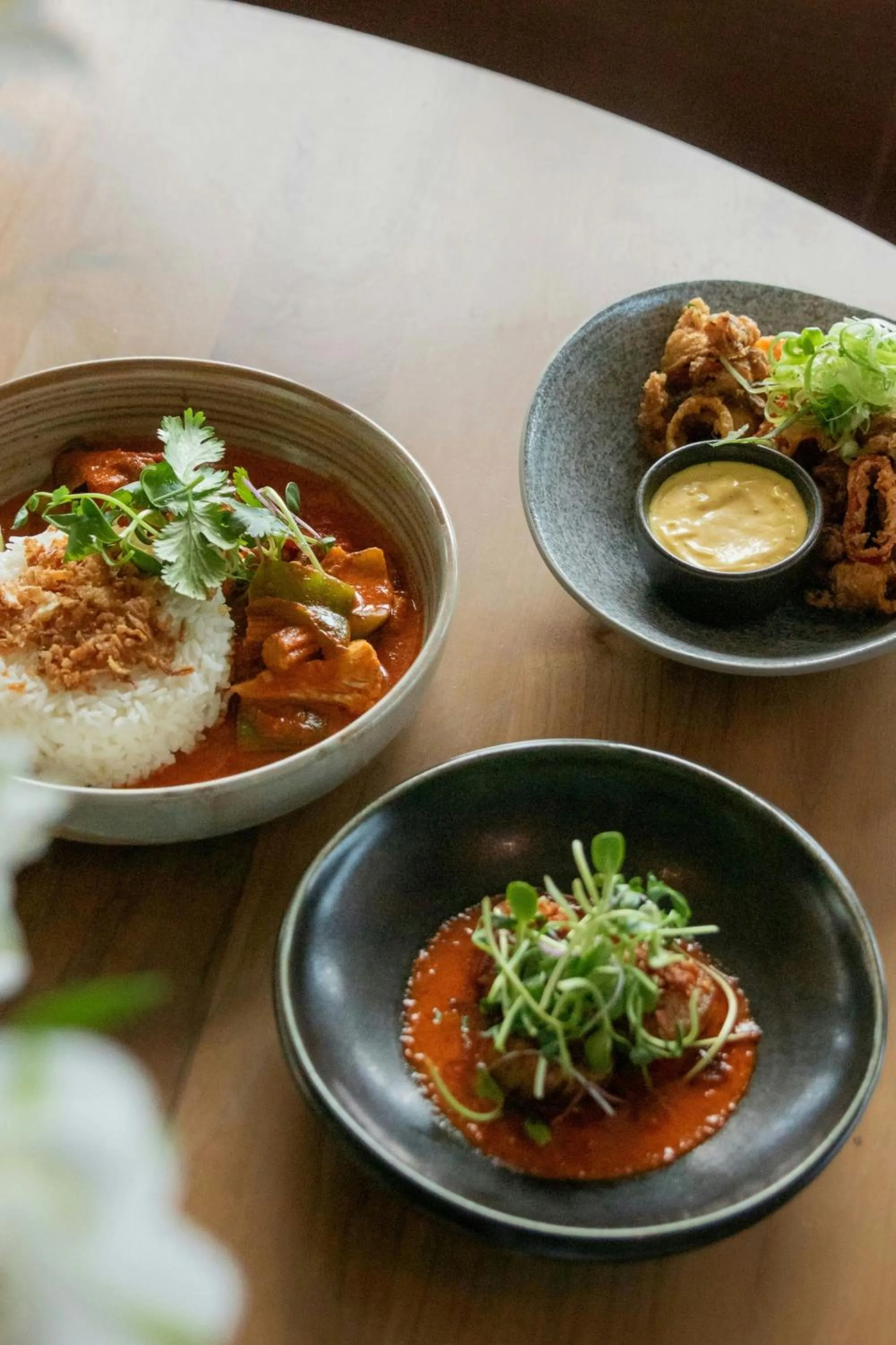 Lounge or bar in Delta Hotels by Marriott Victoria Ocean Pointe Resort