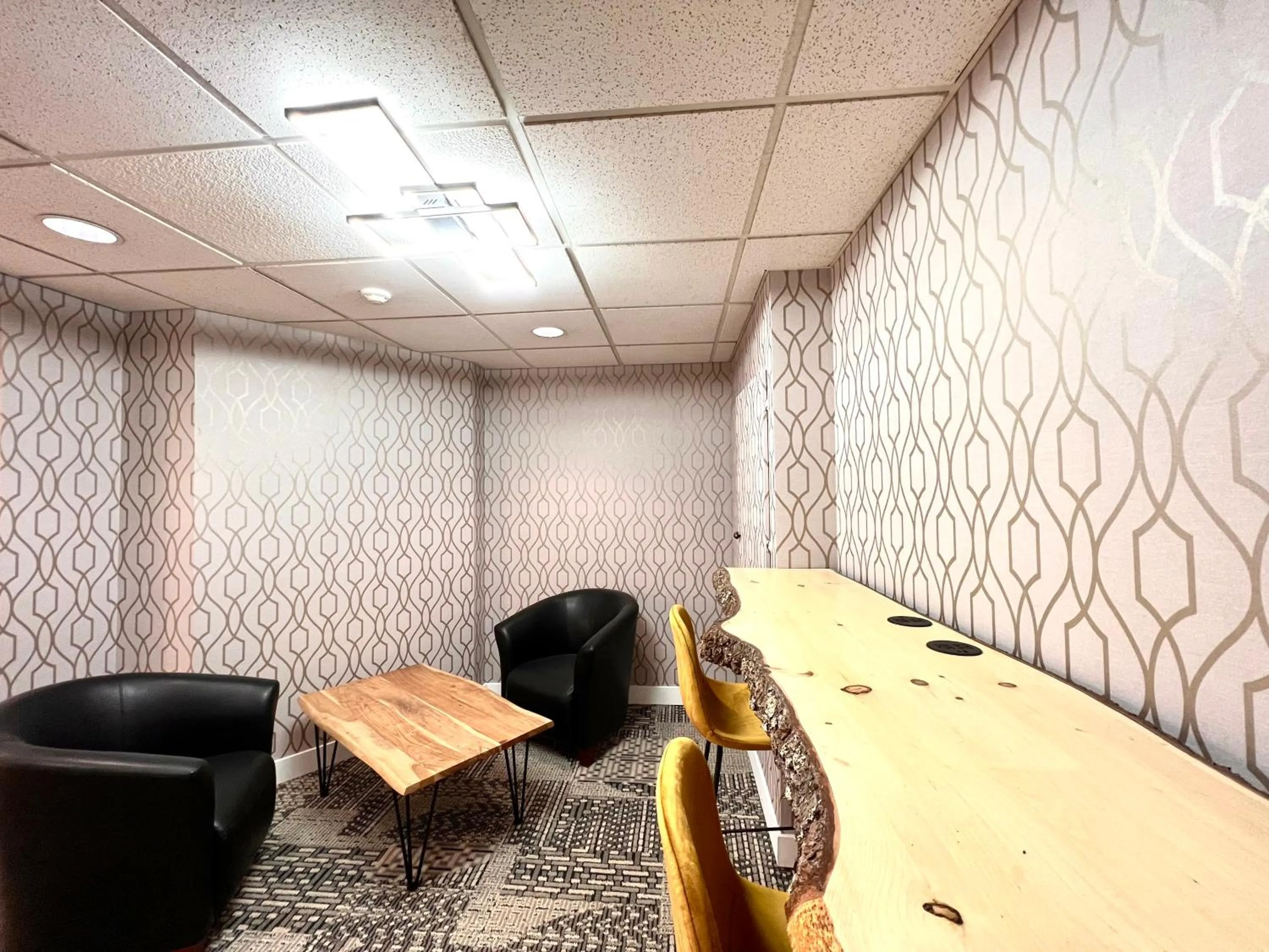 Business facilities in The Vic, an Ascend Collection Hotel