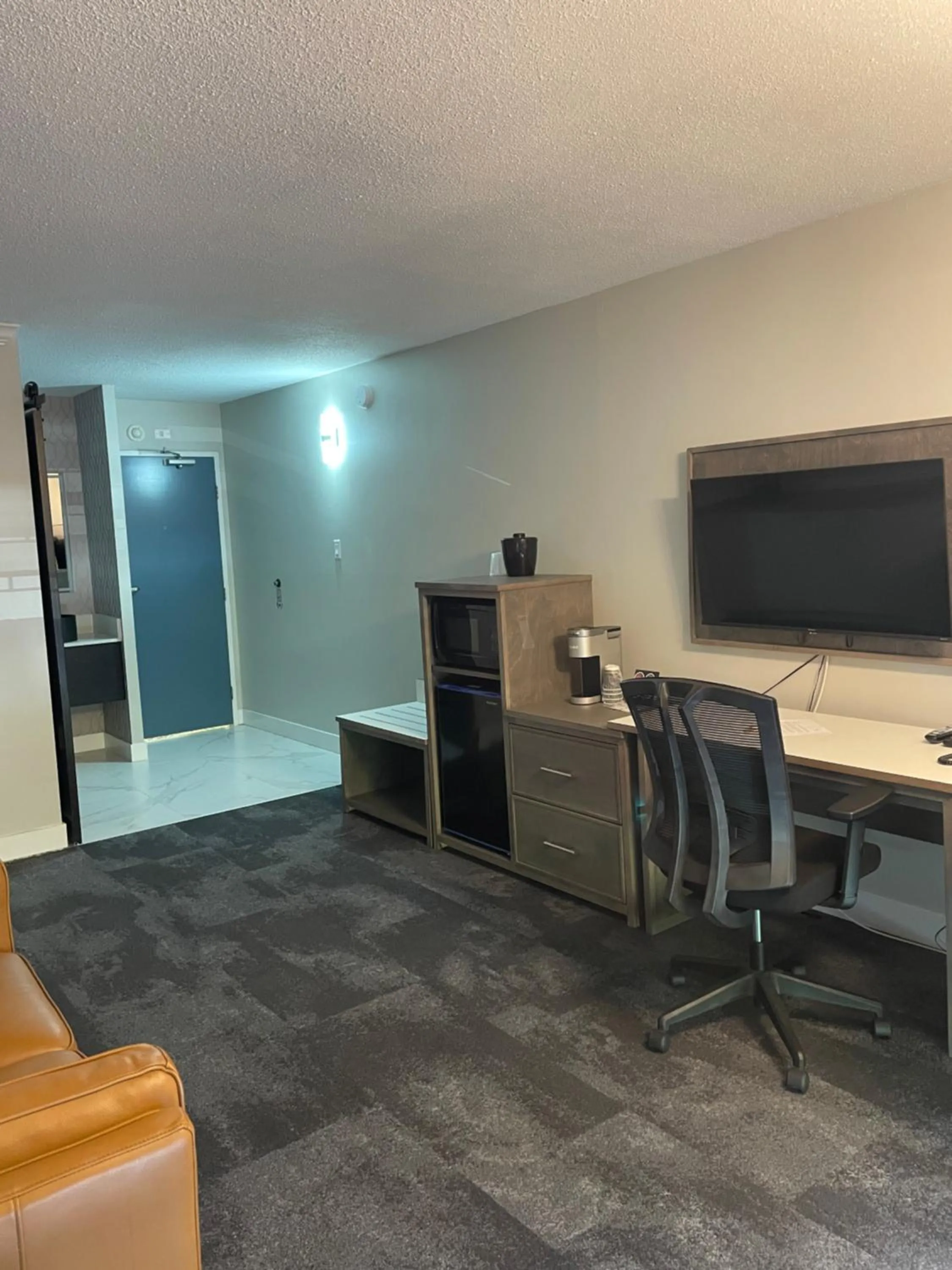 Living room in The Vic, an Ascend Collection Hotel