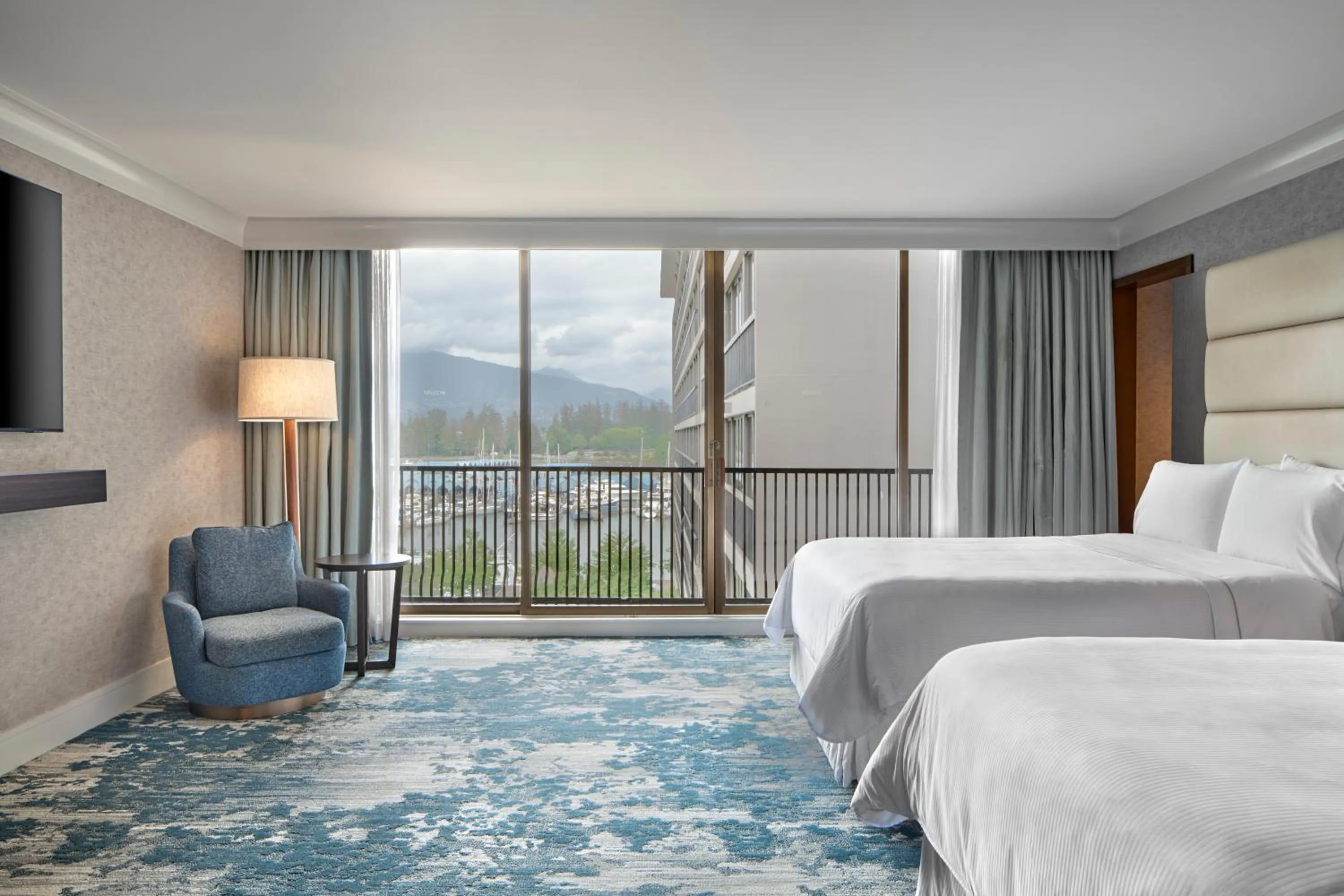 Bed in The Westin Bayshore, Vancouver