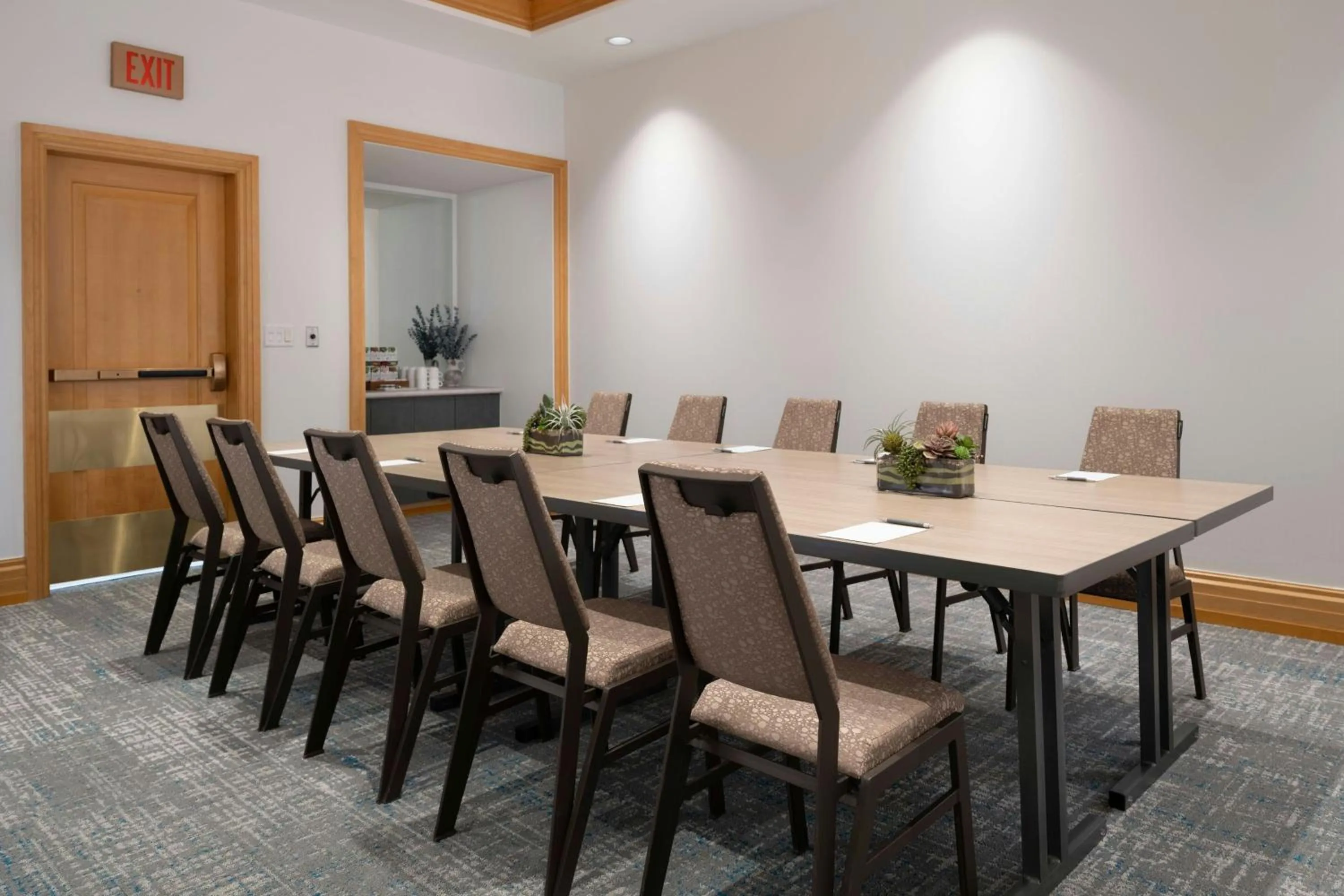 Meeting/conference room in The Westin Bayshore, Vancouver