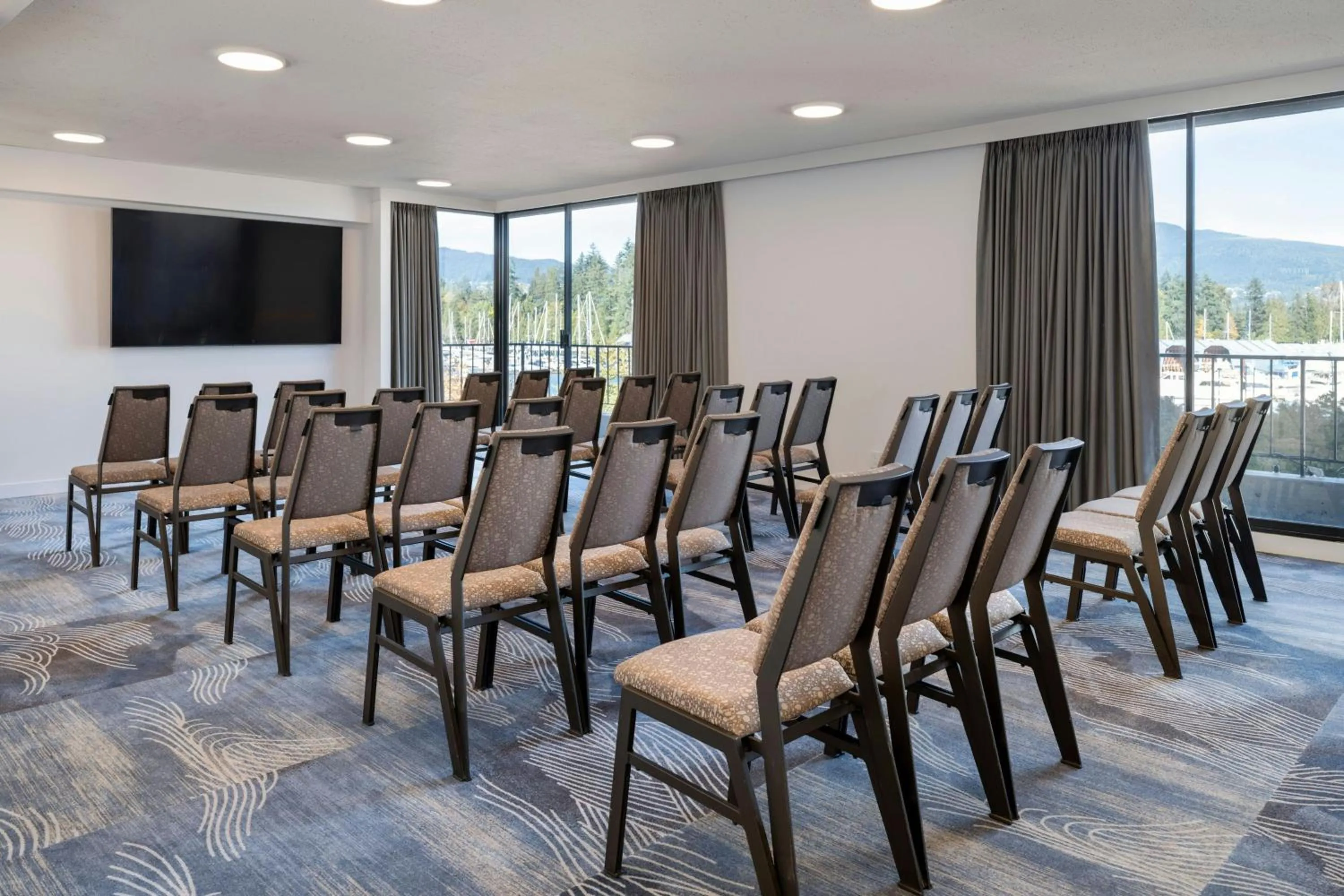 Entertainment in The Westin Bayshore, Vancouver