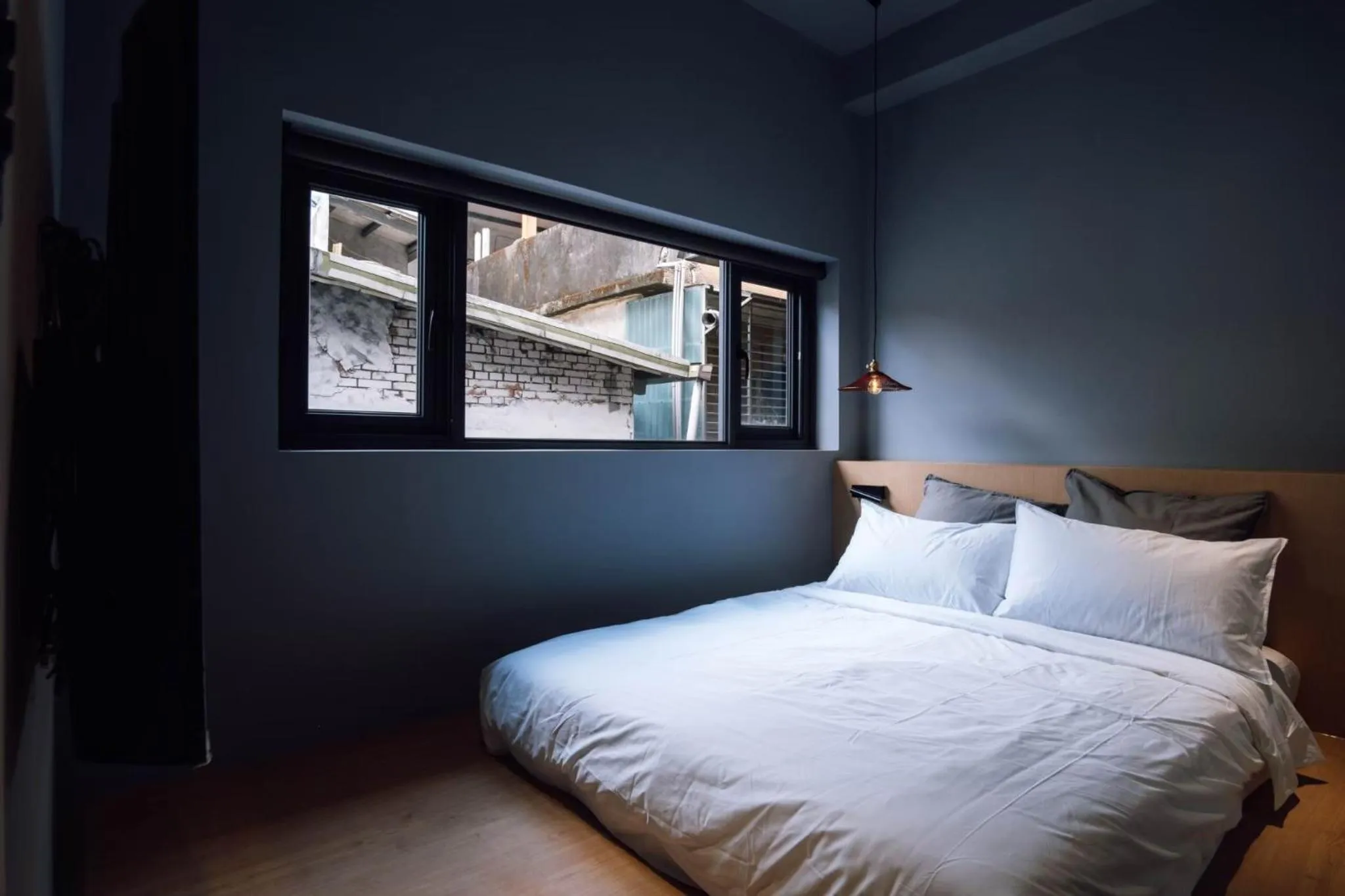 Photo of the whole room, Bed in Drizzle Inn