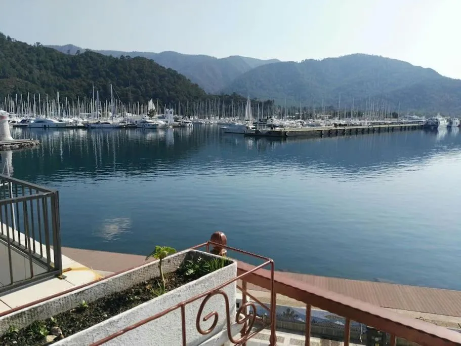 Day in Uysal Suite and Loft Seaside