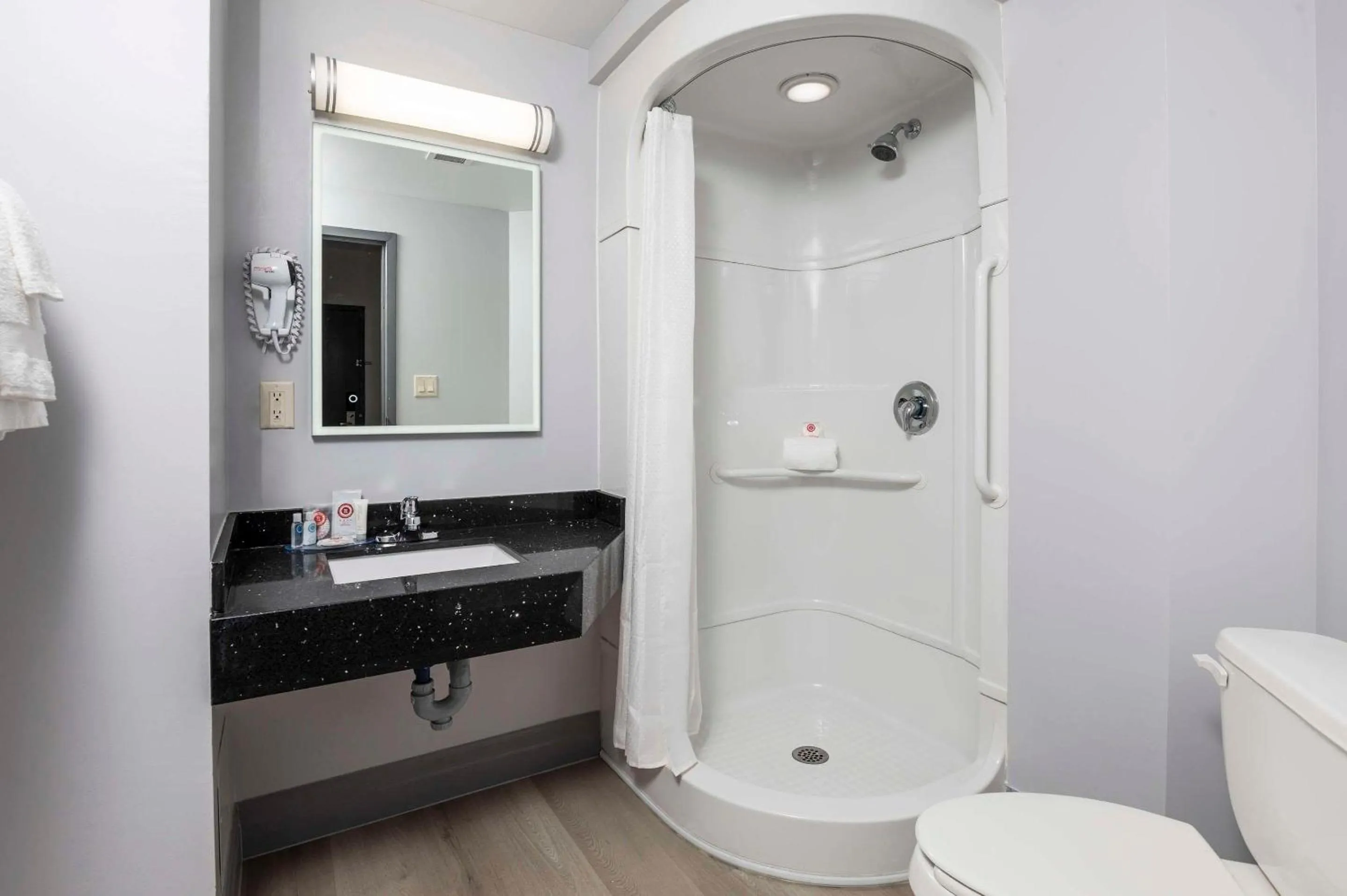 Bedroom in Comfort Hotel