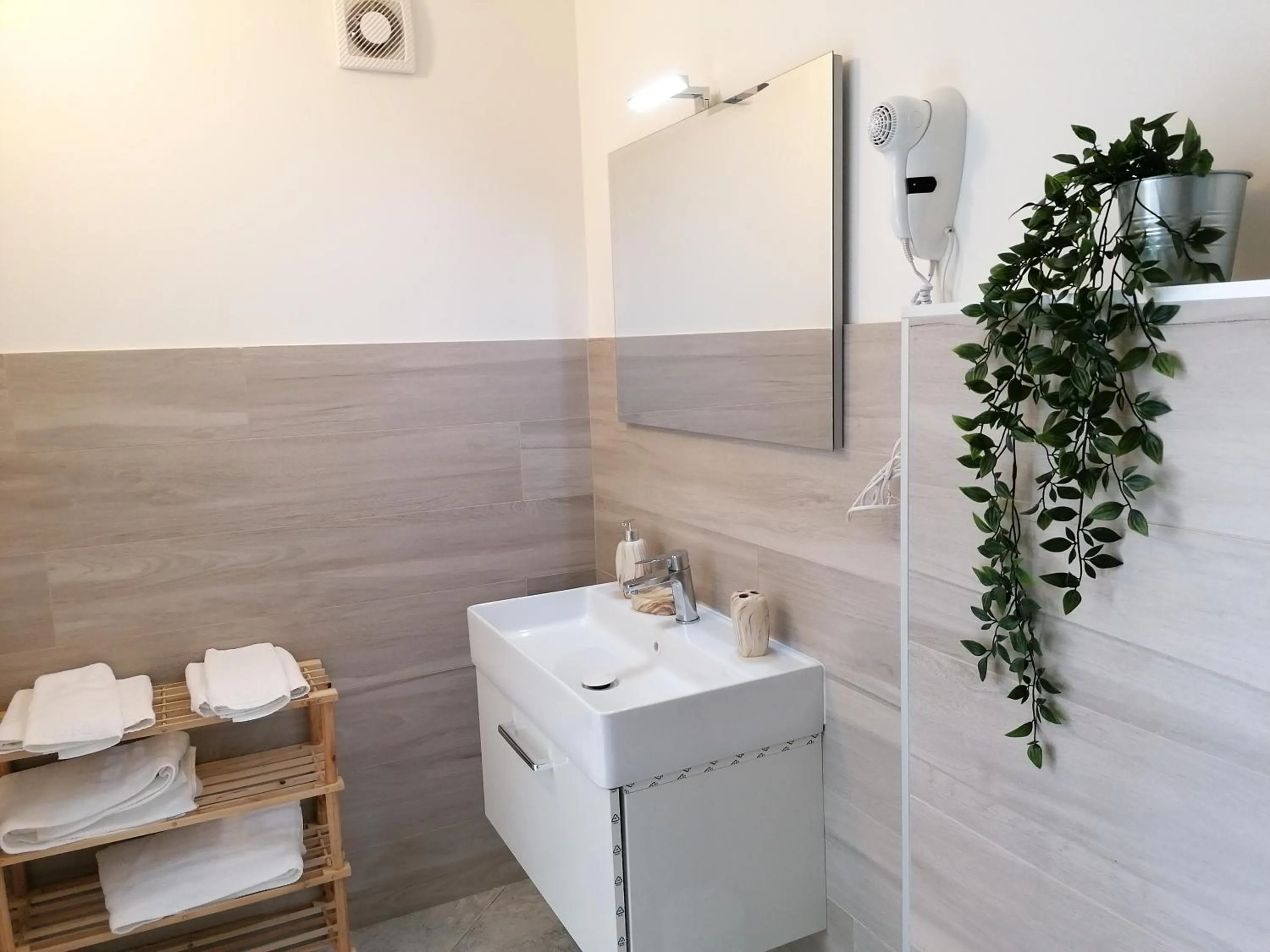 Bathroom in Rara Domus B&B