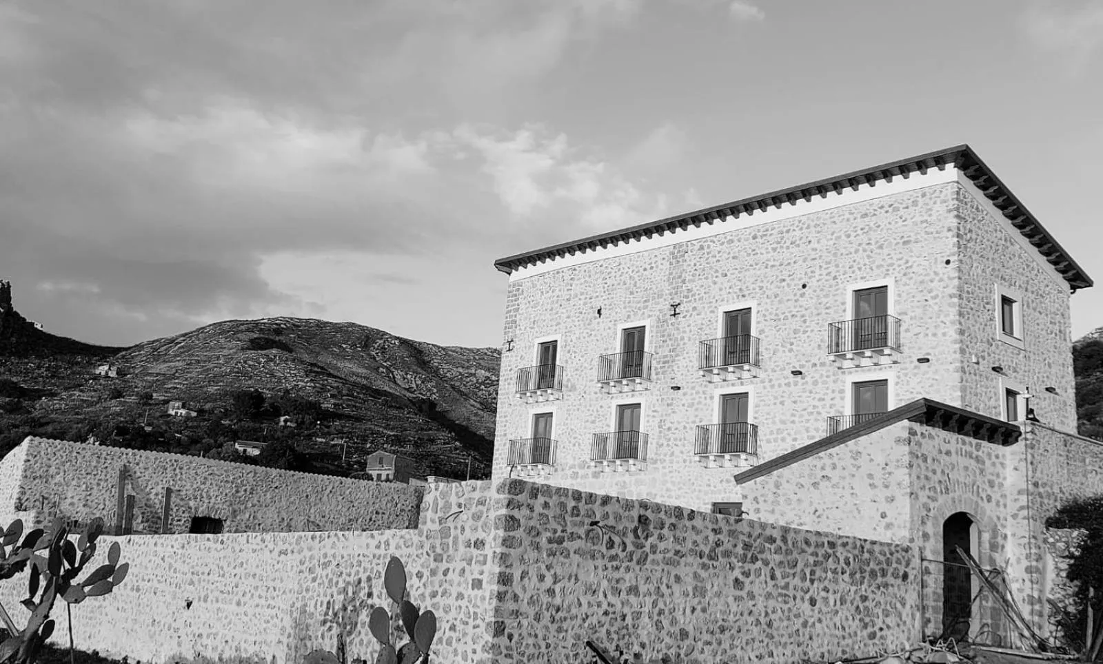 Property building in Masseria Torre Saracena