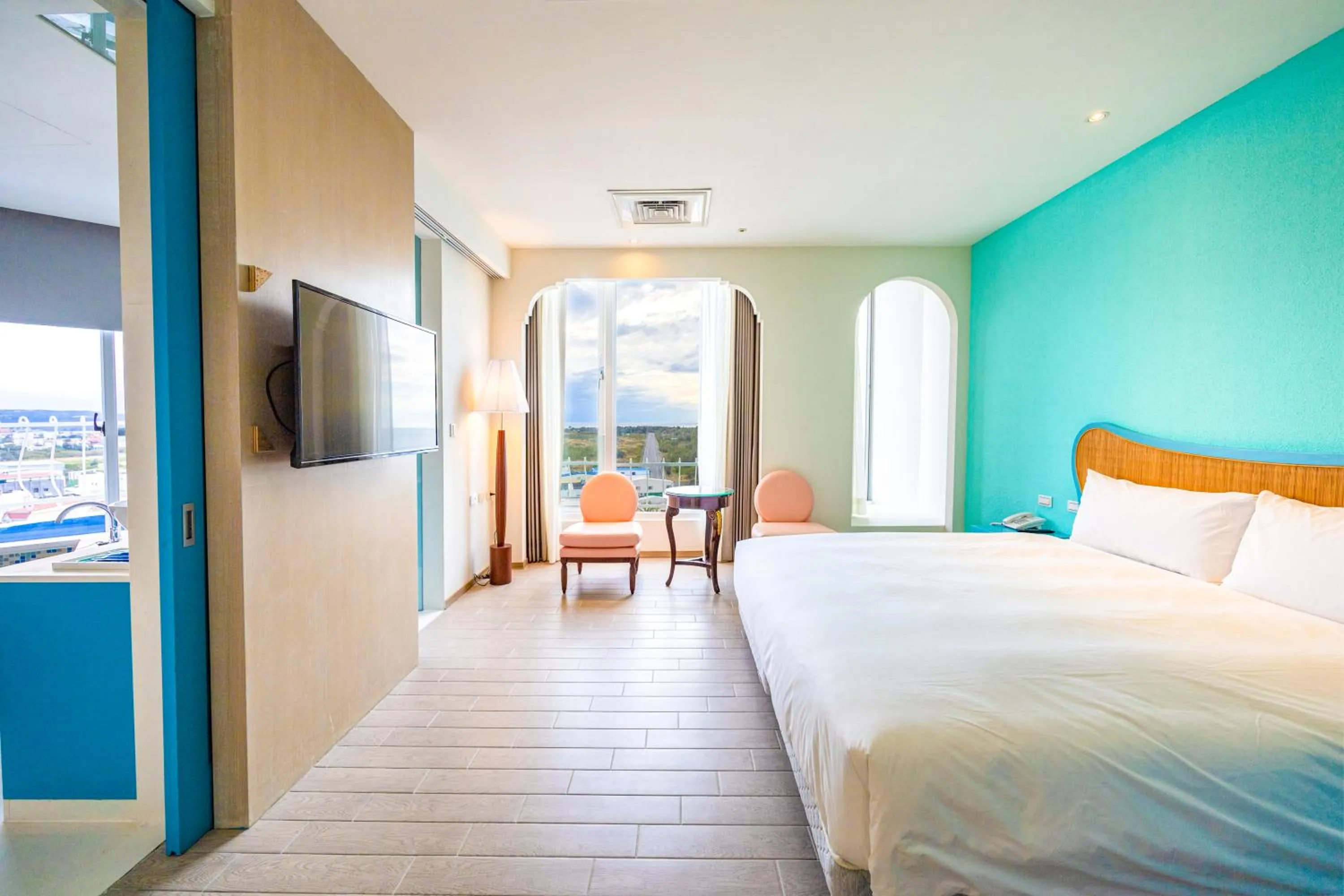 Photo of the whole room, Bed in Kenting Long Beach Hotel