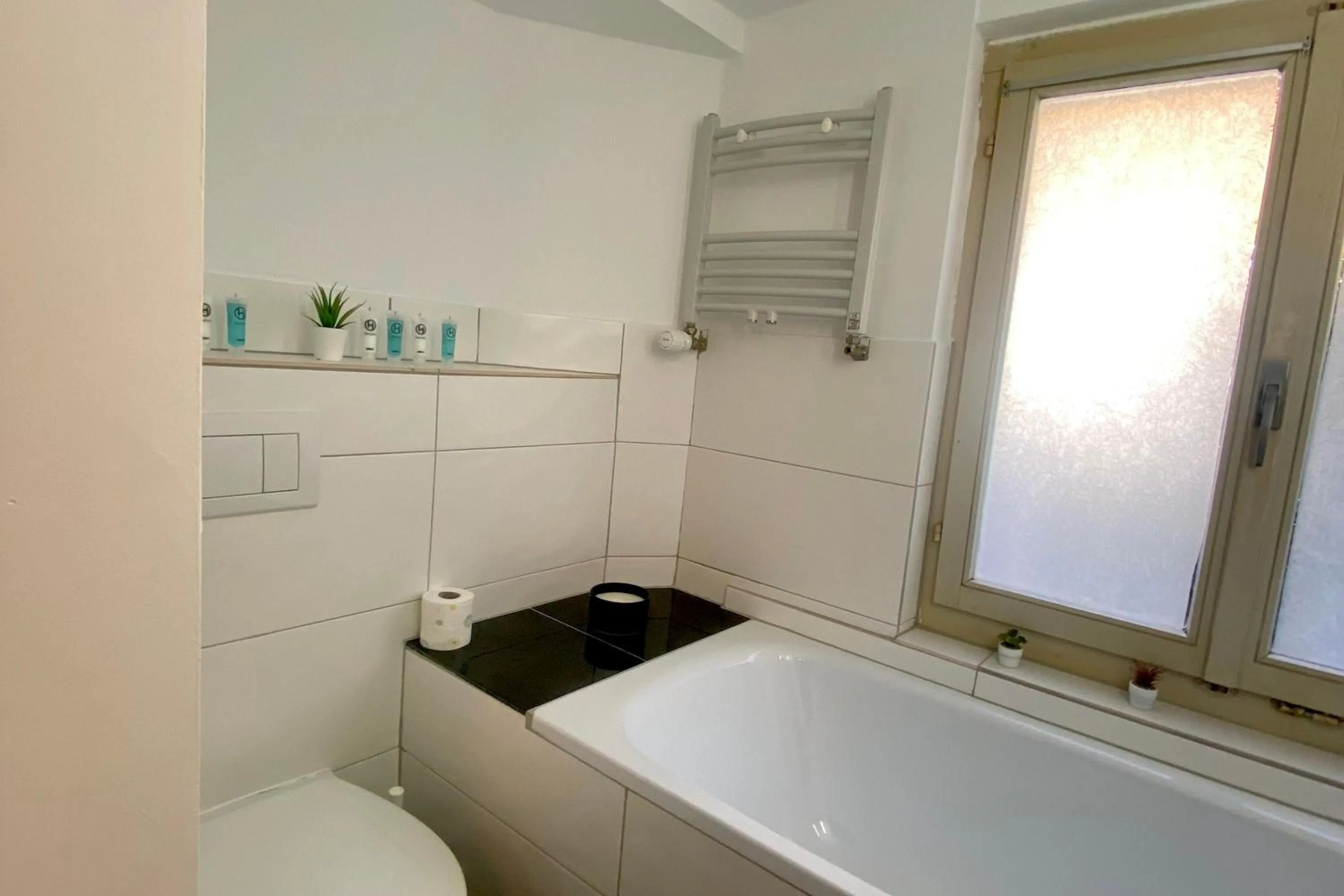 Bathroom in Rössli Self Check in 24-7 Free Parking