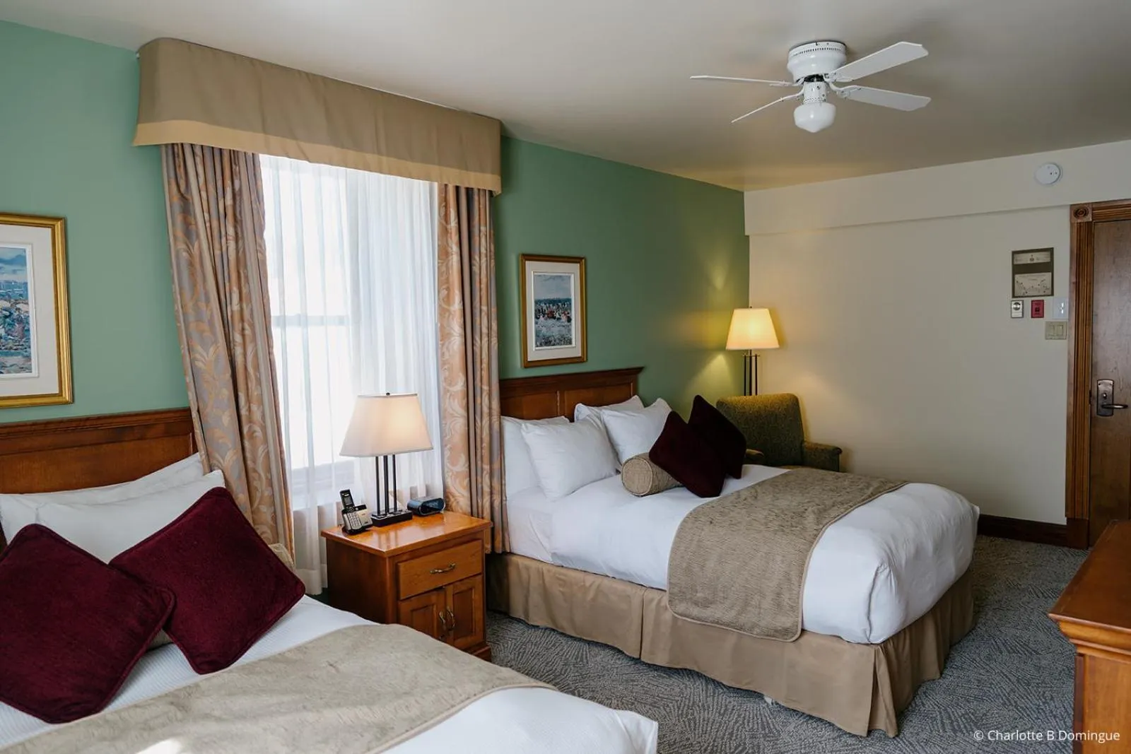 Bedroom, Bed in Hotel Tadoussac