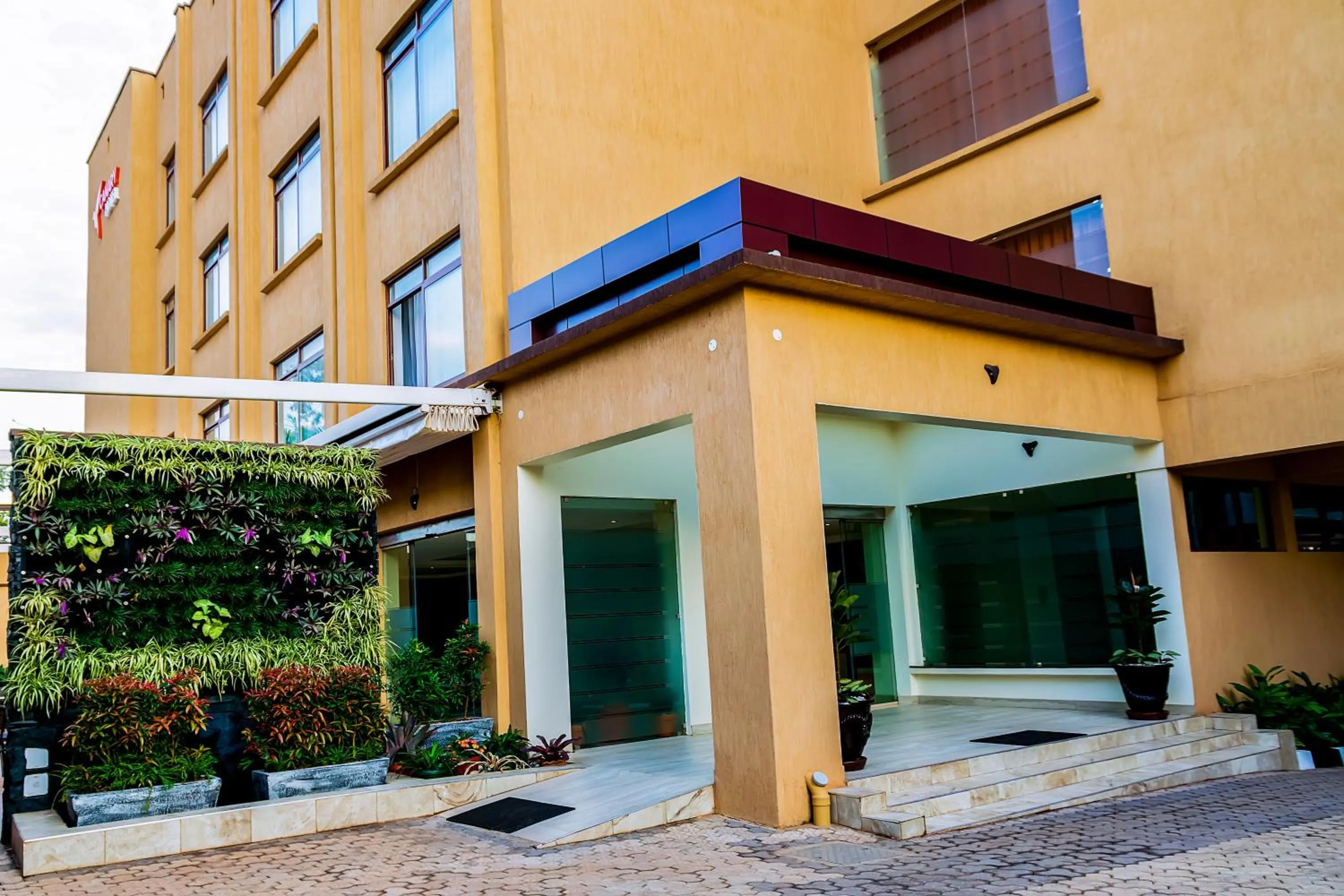 Facade/entrance in Canary Hotel Kampala