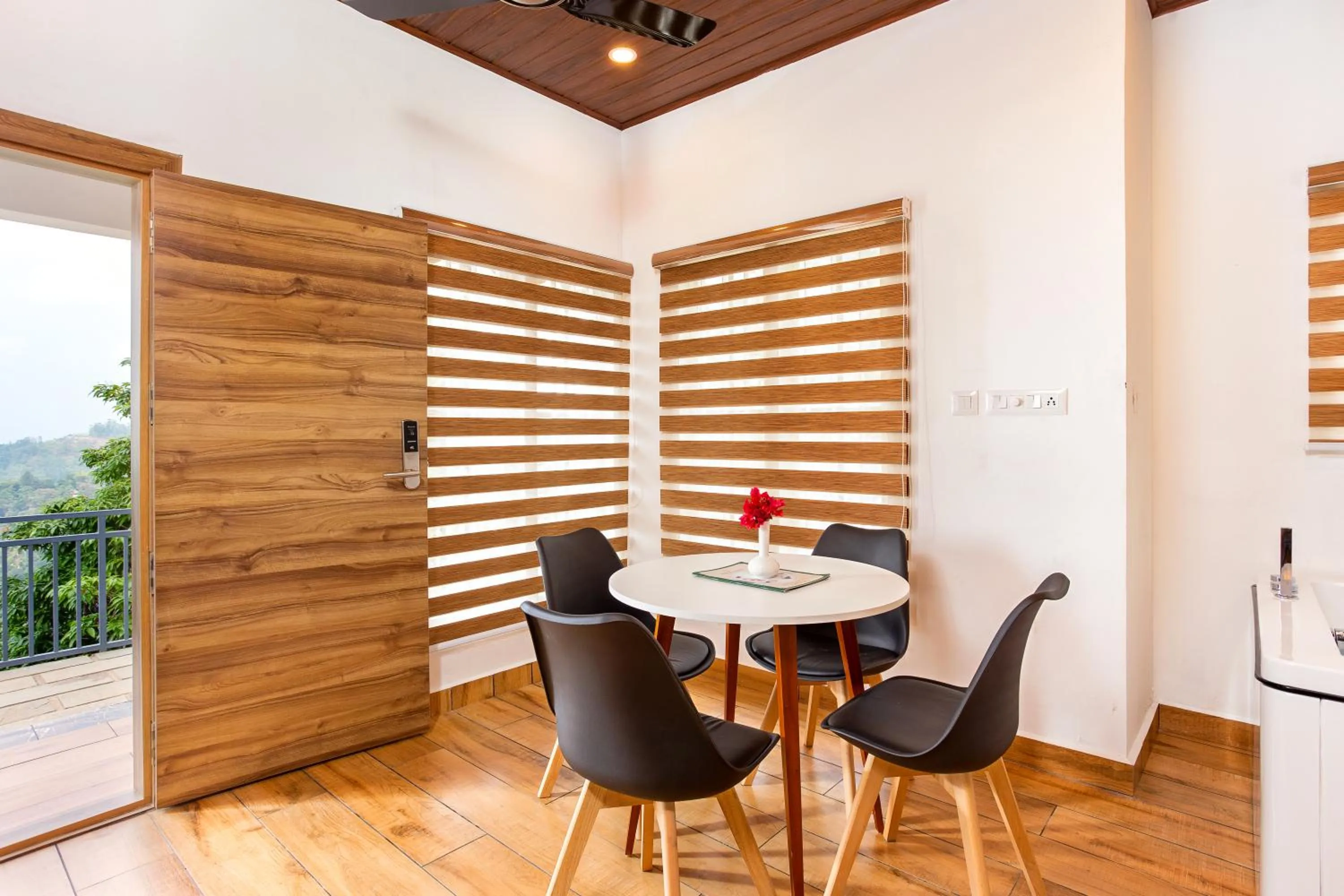 Living room in Ramee Wolkenburg Resort & Spa, Munnar