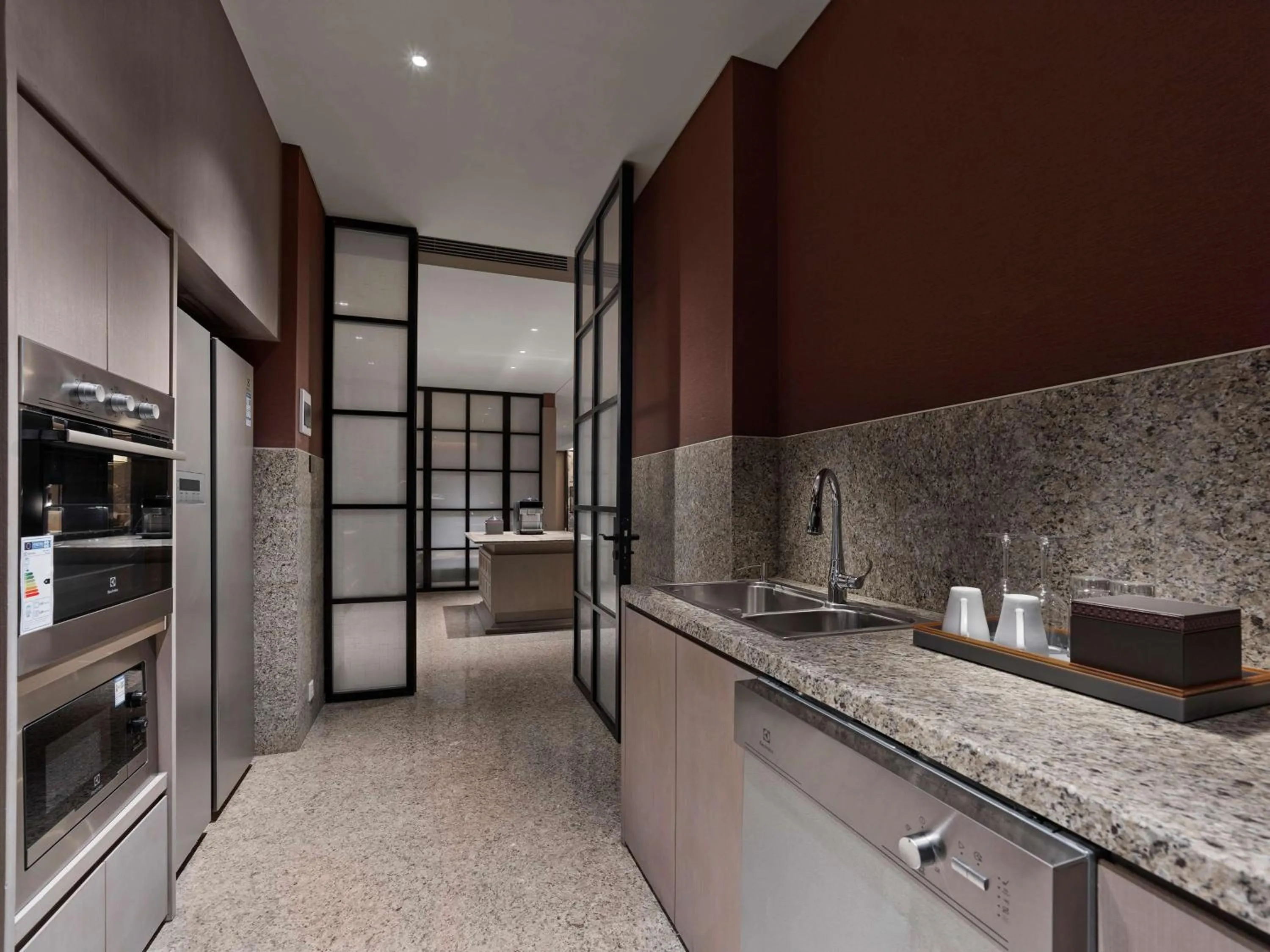 Kitchen or kitchenette in Hilton Shigatse