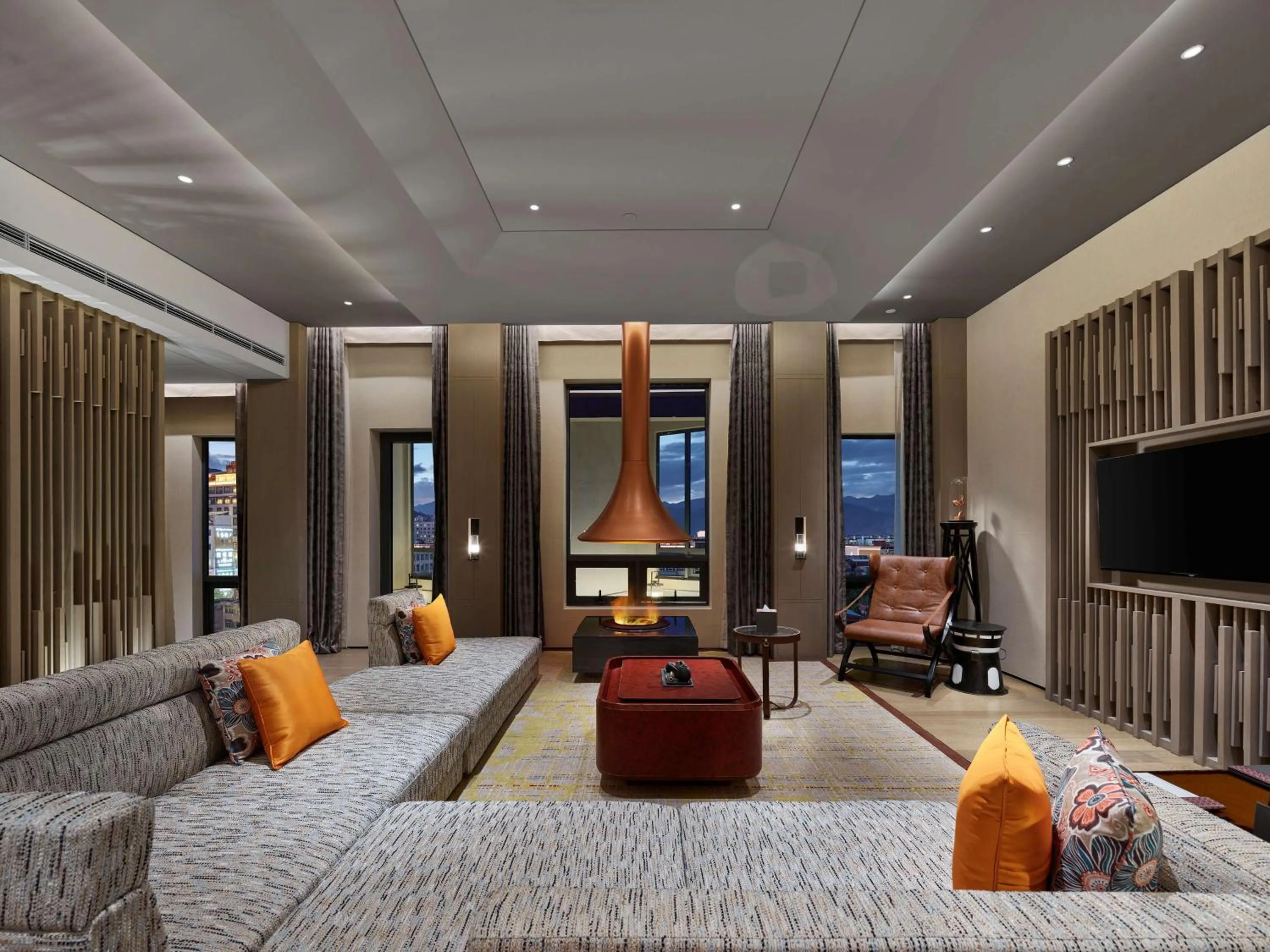 Living room in Hilton Shigatse