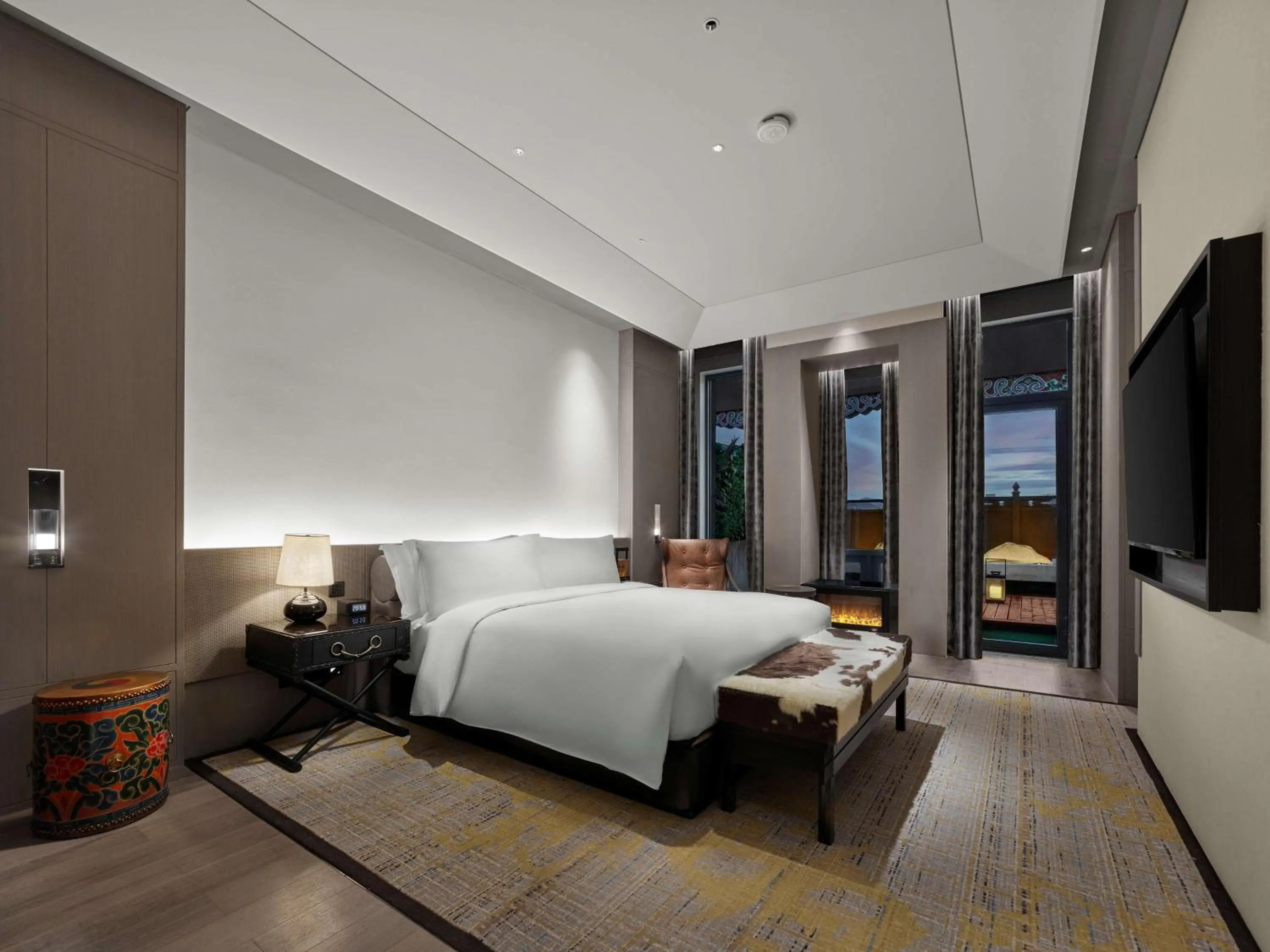 Bed in Hilton Shigatse